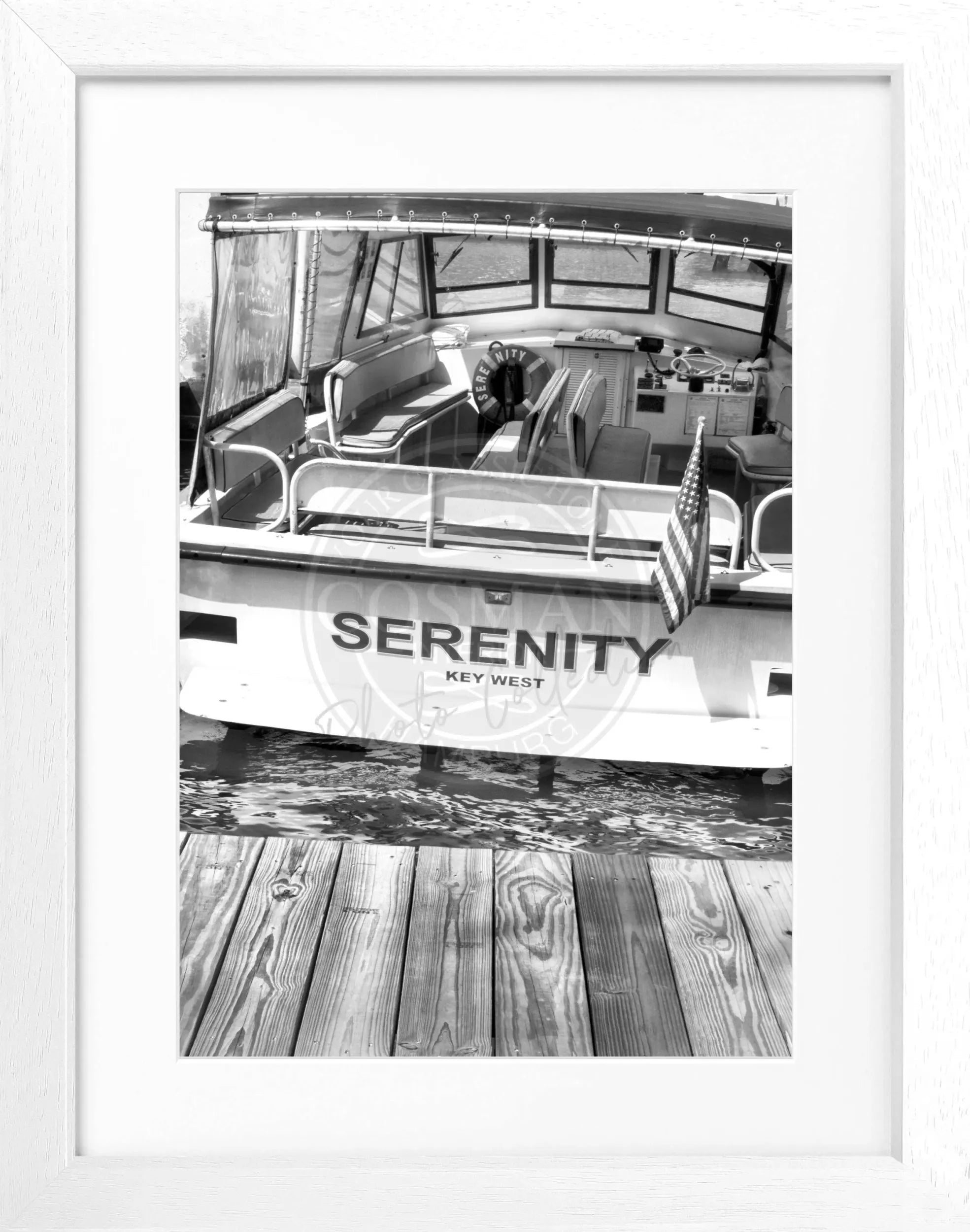 Schwarz-weiß Poster mit Rahmen von Cosman-Photocollection, Florida Key West Boot Motiv, 25x31 cm