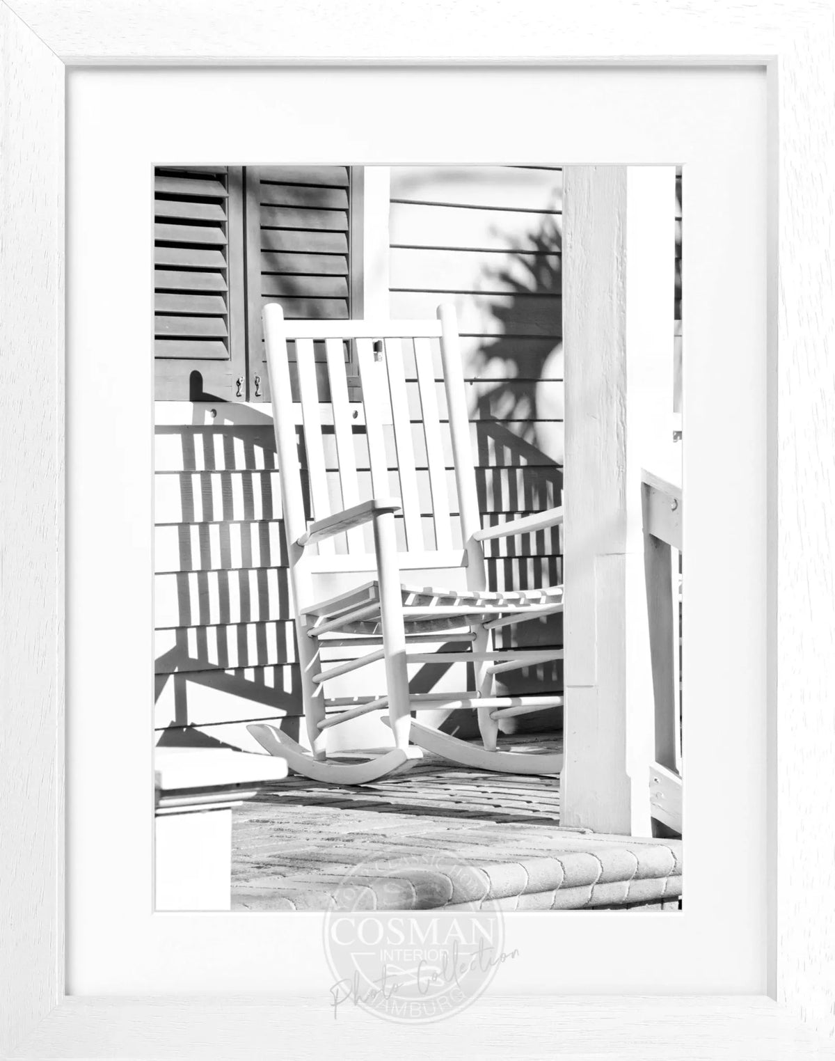Schwarz-weiß Poster mit Rahmen, Florida Key West Deckchair Motiv, 25x31 cm, von Cosman-Photocollection