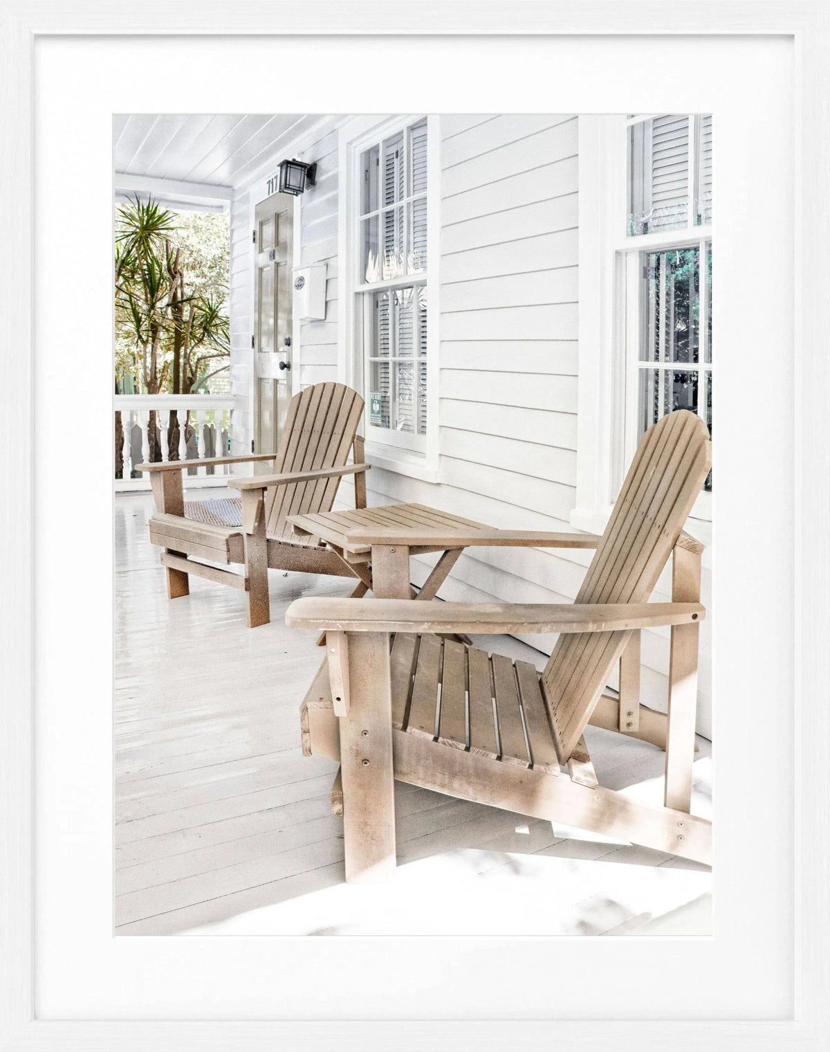 Schwarz-weiß Poster mit Rahmen, Florida Key West Deckchair Motiv, von Cosman-Photocollection, 25x31cm, Wanddekoration
