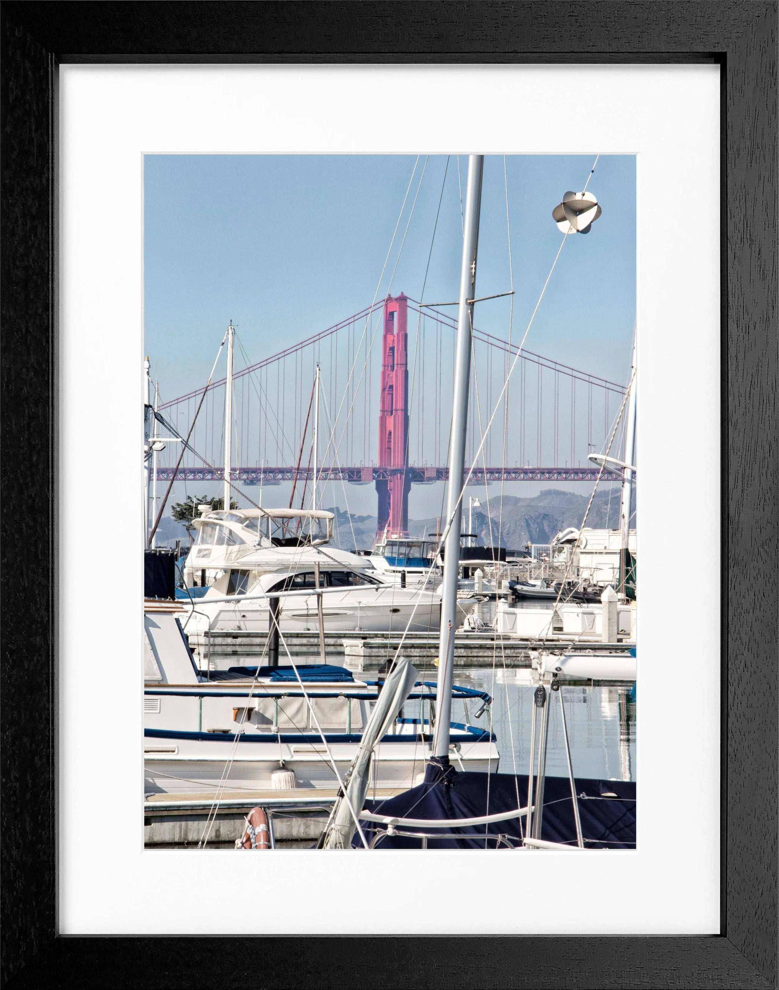 Schwarz-weiß Poster mit Rahmen von Cosman-Photocollection, Golden Gate Bridge in San Francisco, 25x31cm, Motiv SF15