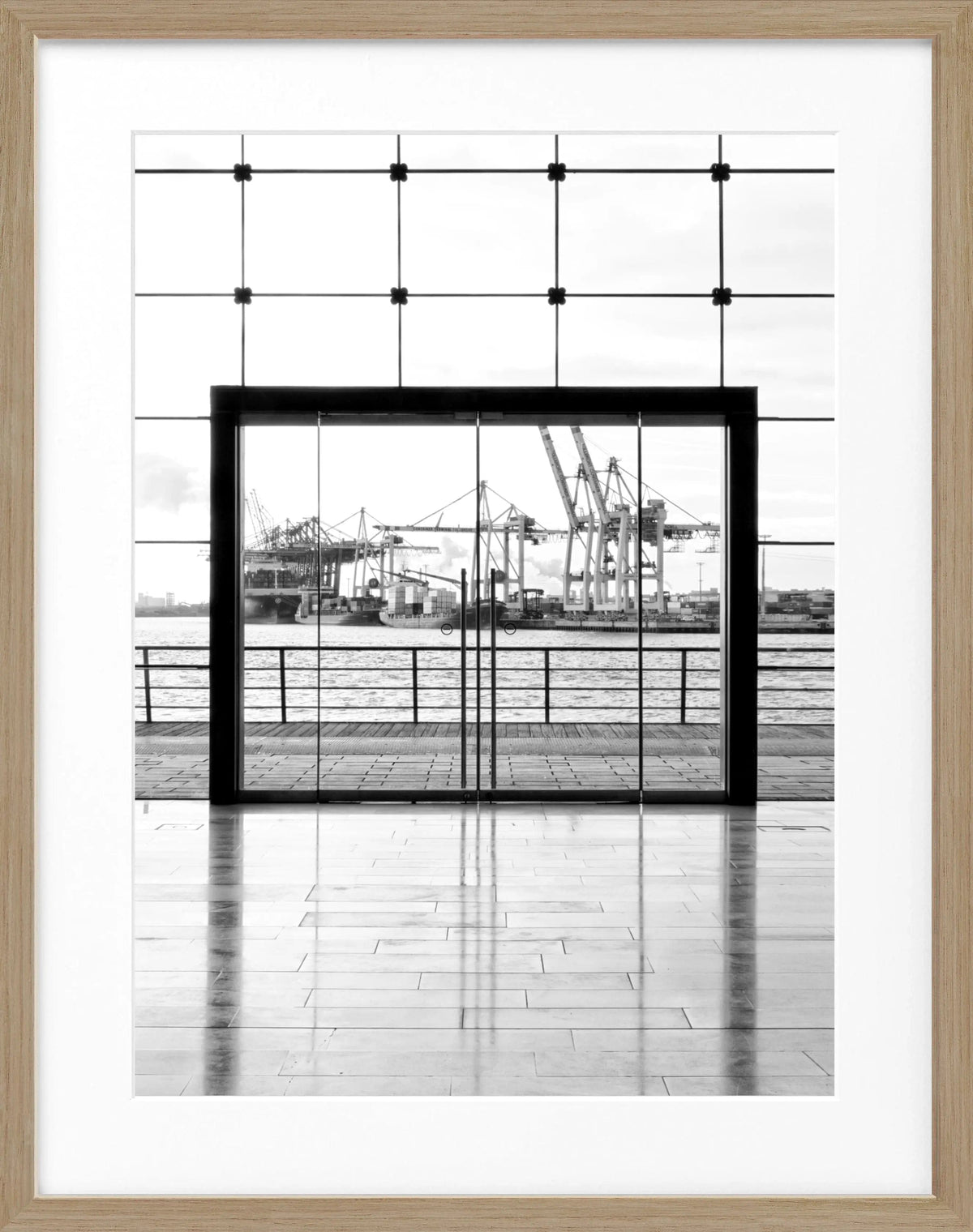 Schwarz-weiß Poster mit Rahmen, Hamburg Hafen, von Cosman-Photocollection, 25x31cm, maritime Stadtansicht