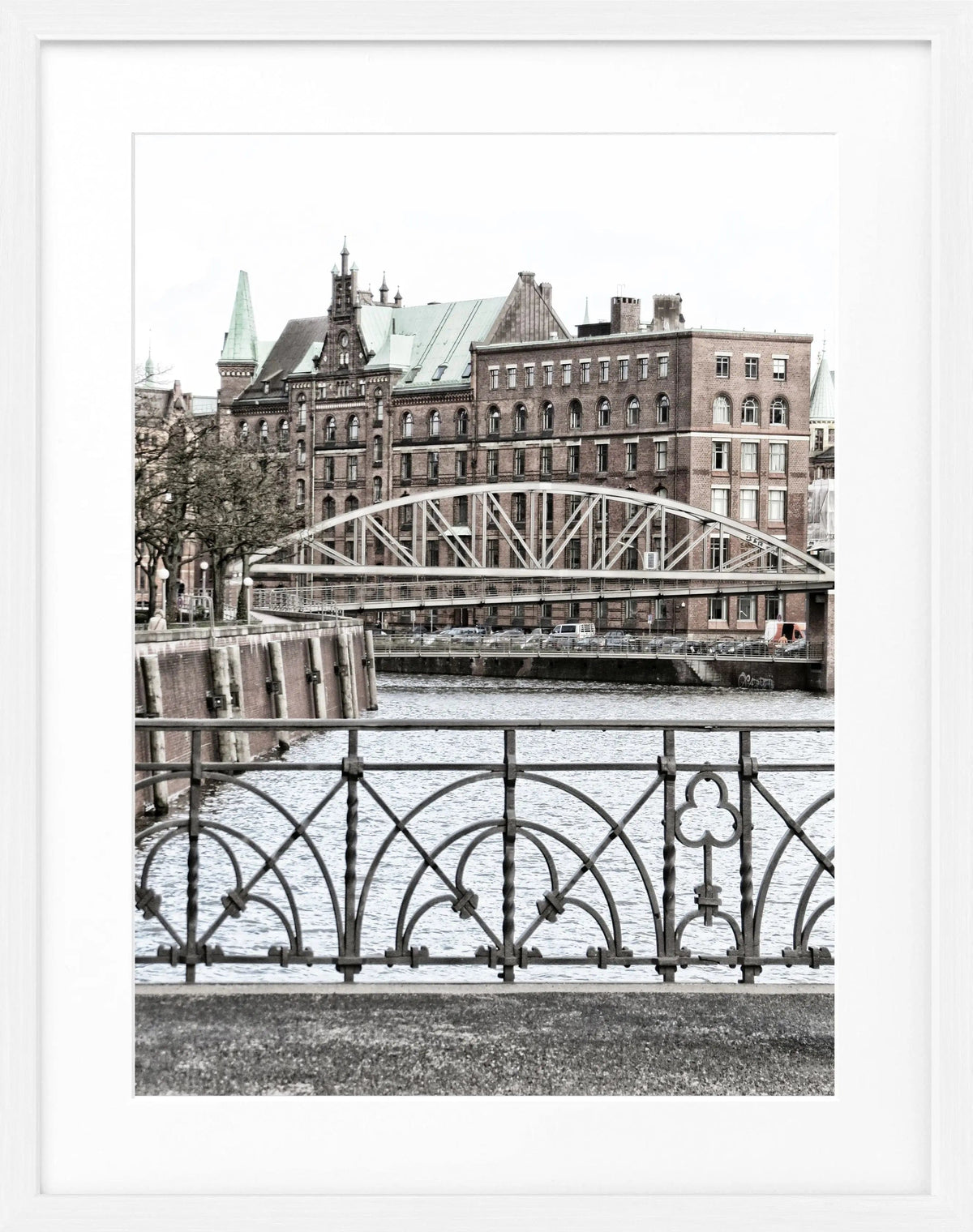 Schwarzweiß-Poster mit Rahmen von Hamburg Speicherstadt, von Cosman-Photocollection, 25x31 cm, dekoratives Wandbild