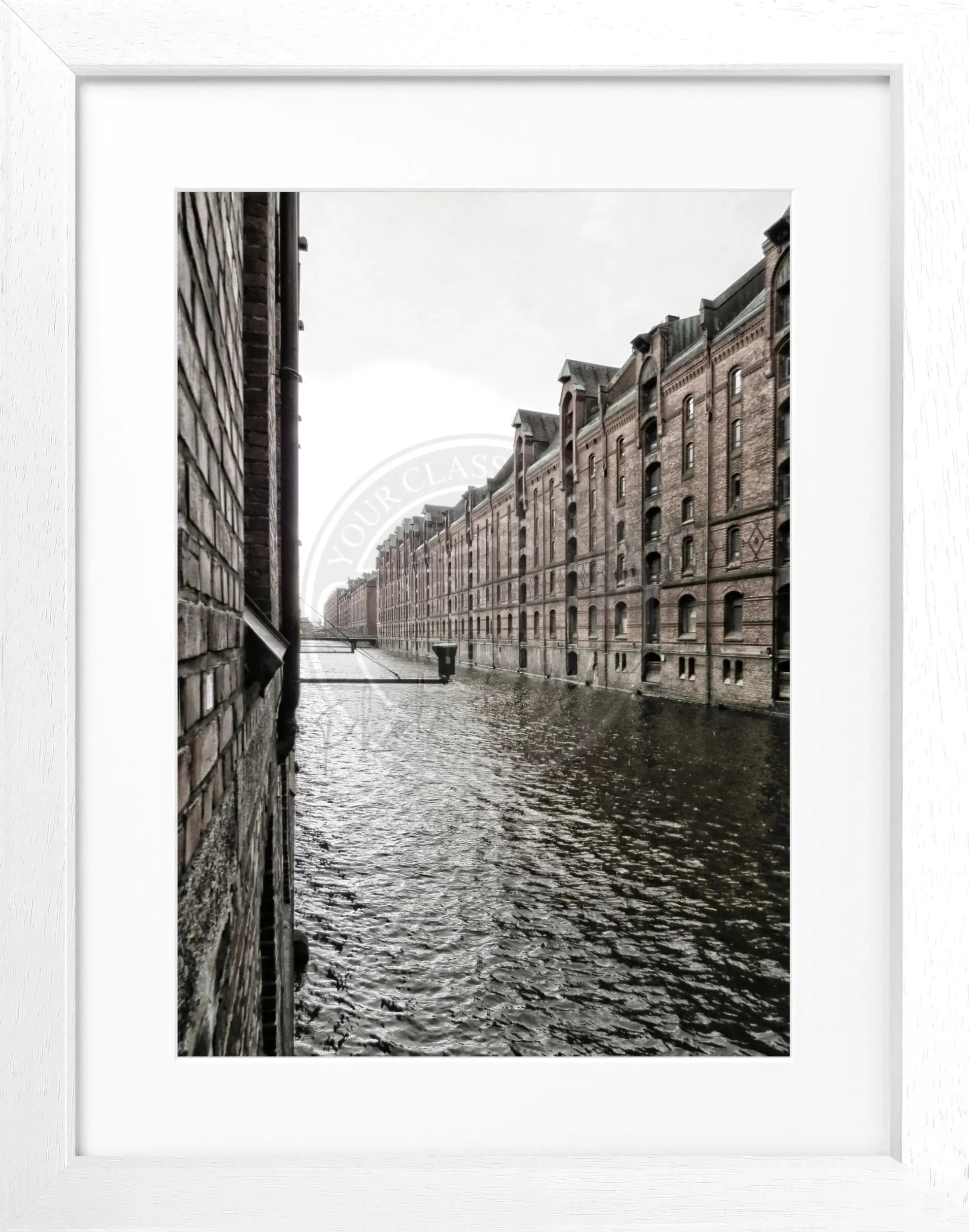 Schwarz-weiß Poster mit Rahmen, Hamburg Speicherstadt, von Cosman-Photocollection, 25x31 cm, Wanddekoration
