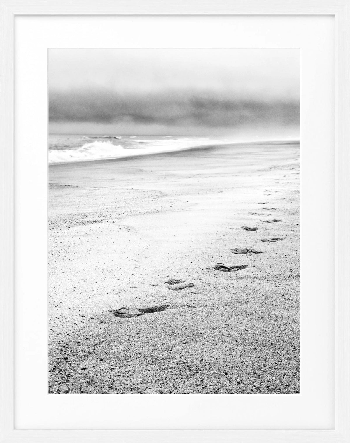 Schwarz-weiß Poster mit Rahmen von Cosman-Photocollection, Hamptons Long Island Beach, 25x31 cm, Kunstfotografie.