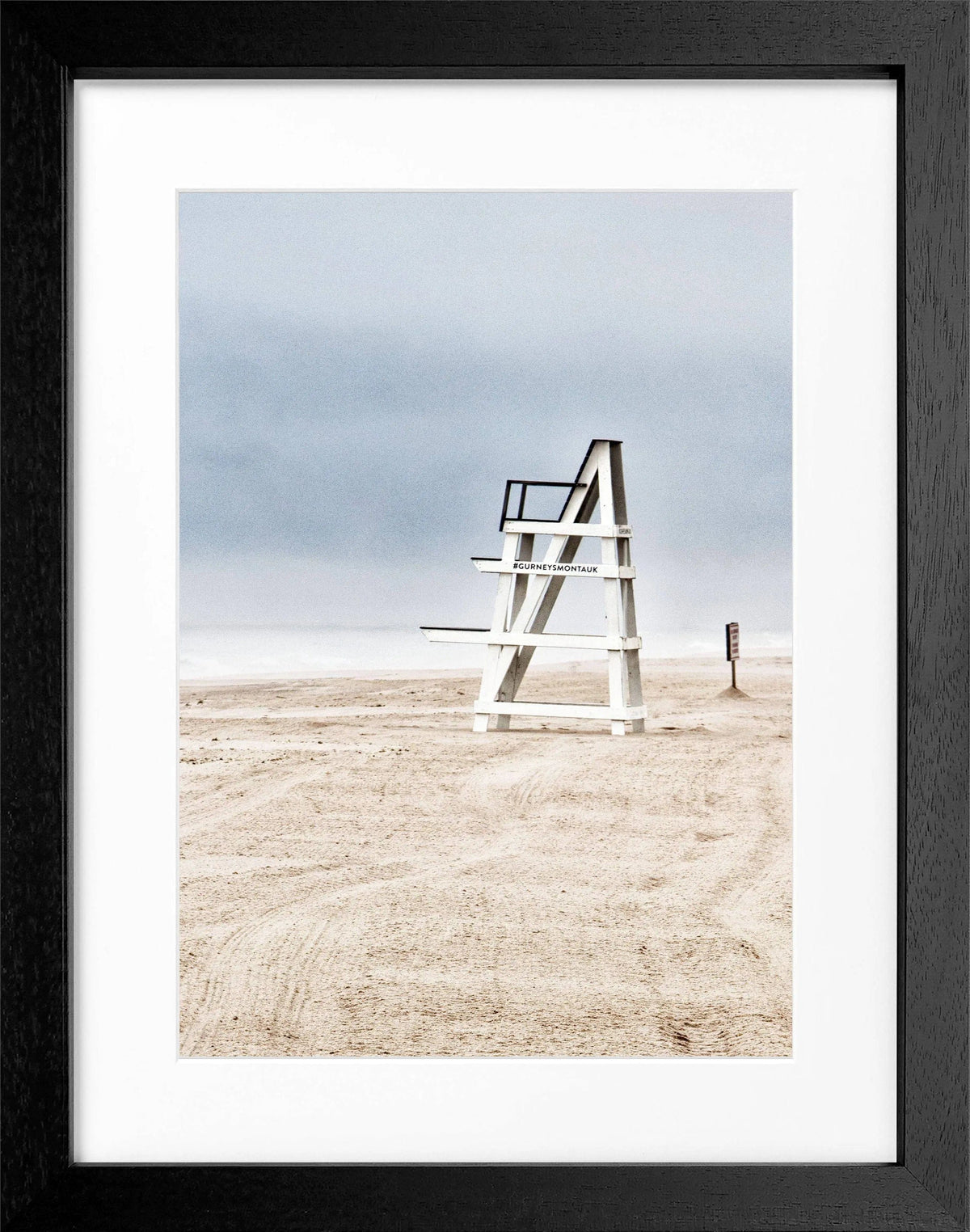 Schwarz-weiß Poster mit Rahmen, Hamptons Long Island ’Beach’ von Cosman-Photocollection, Motiv 25x31 cm