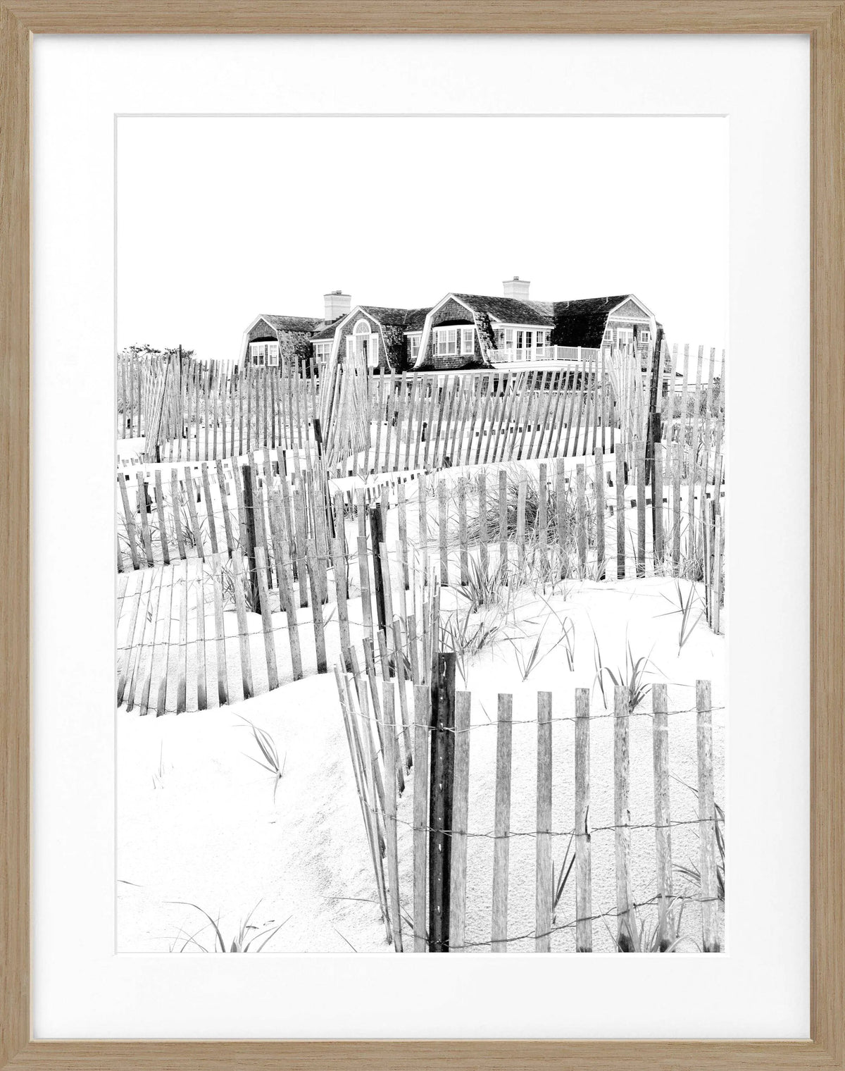 Schwarz-weißer Poster mit Rahmen, Hamptons Long Island 'Beach House' von Cosman-Photocollection, 25x31cm, Wanddekoration