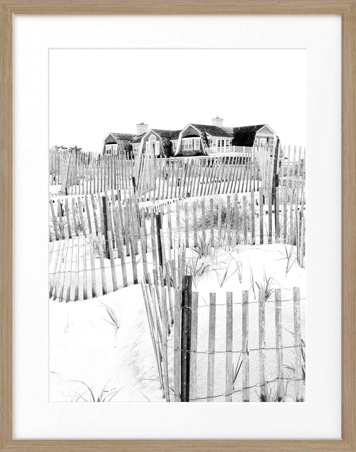Schwarz-weißer Poster mit Rahmen, Hamptons Long Island 'Beach House' von Cosman-Photocollection, 25x31cm, Wanddekoration