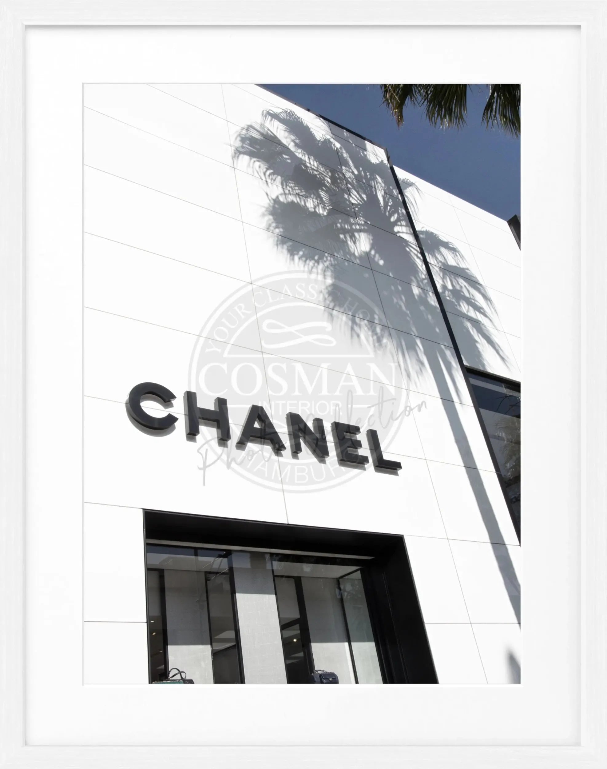 Schwarz-weiß Poster mit Rahmen, Kalifornien Beverly Hills mit Chanel Logo, von Cosman-Photocollection, 25cm x 31cm