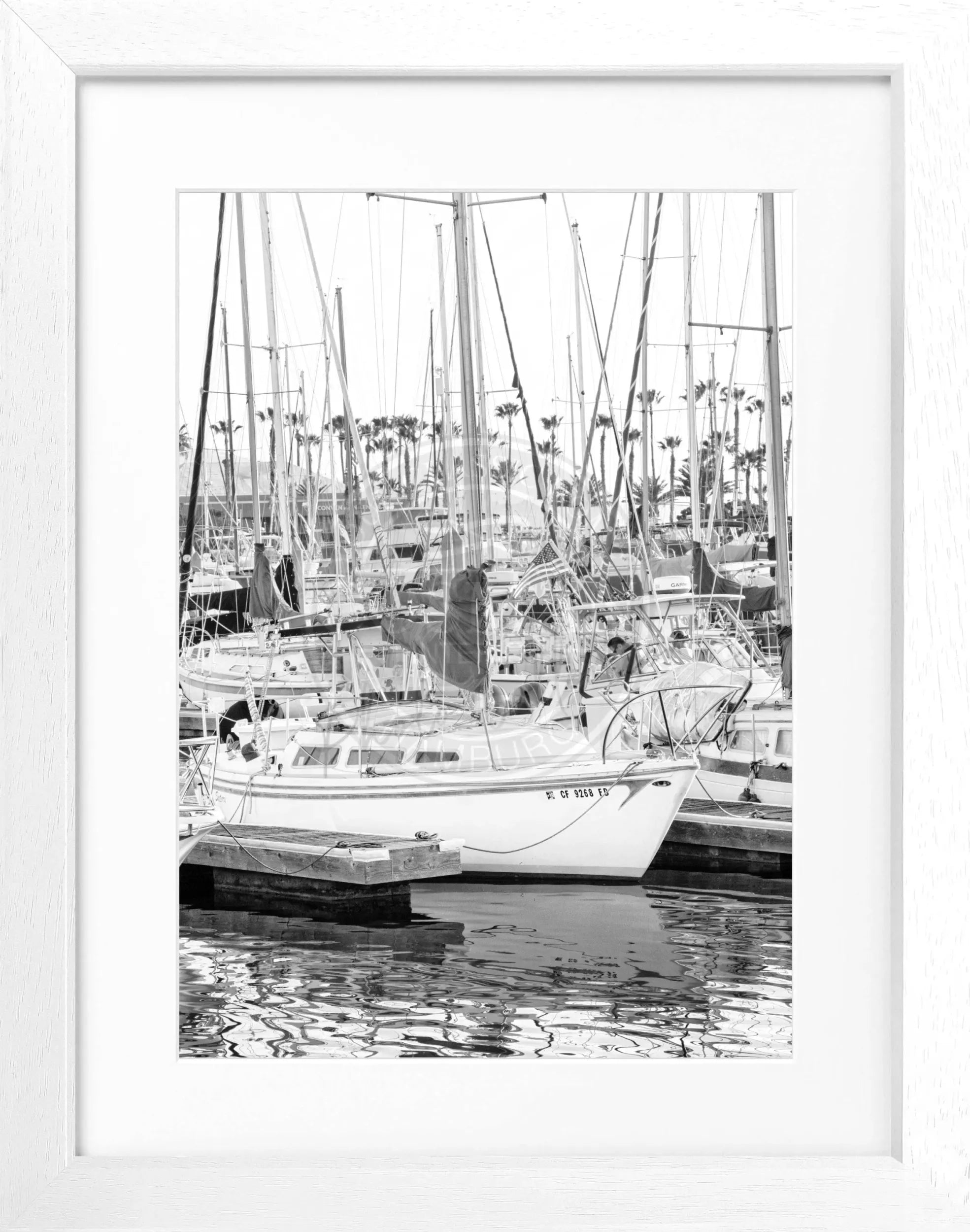 Schwarz-weiß Poster mit Rahmen, Kalifornien-Boat-Motiv, 25x31cm, von Cosman-Photocollection.