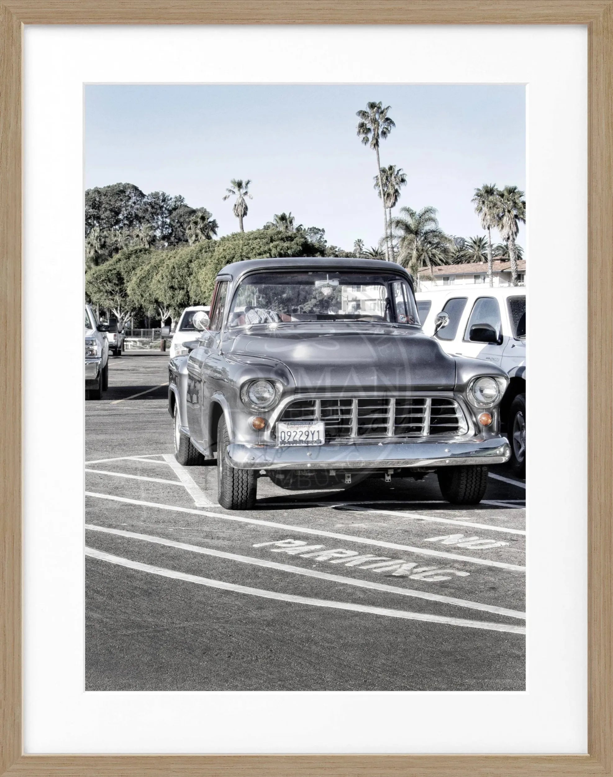 Schwarz-weiß Poster mit Rahmen von Cosman-Photocollection, Kalifornien, Classic Car Motiv, 25x31 cm