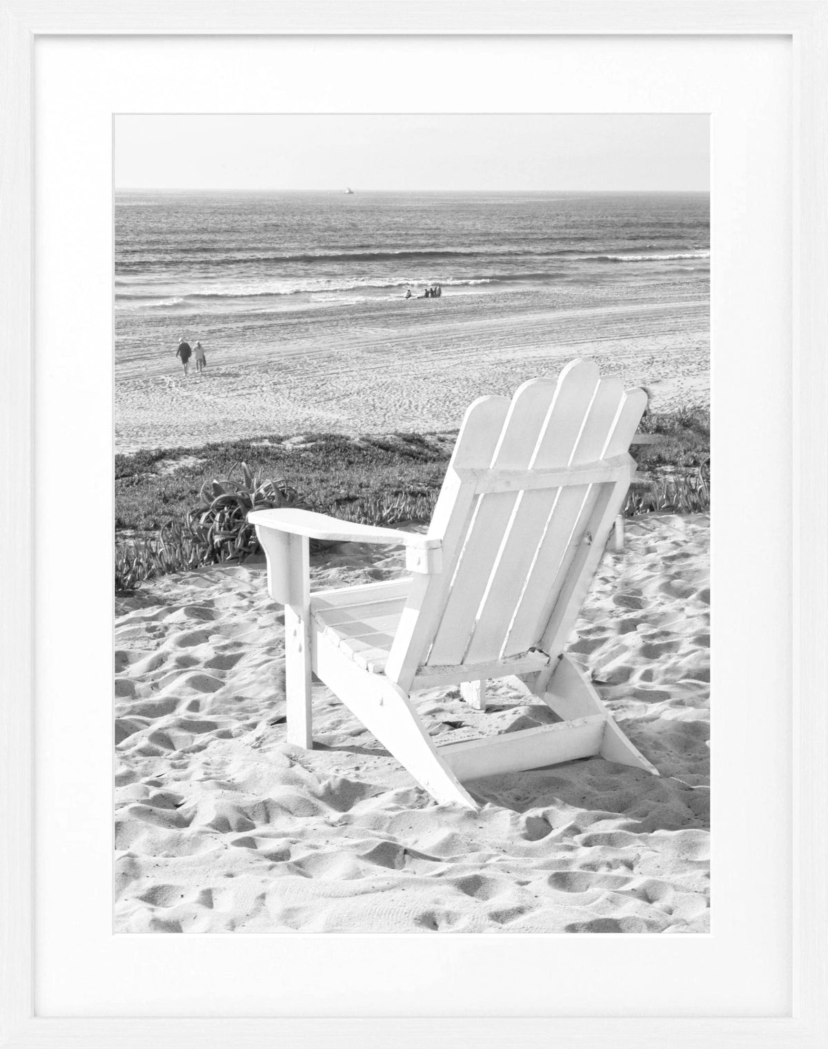 Schwarz-weiß Poster mit Rahmen, Kalifornien-Design mit Deckchair-Motiv, von Cosman-Photocollection, 25x31 cm