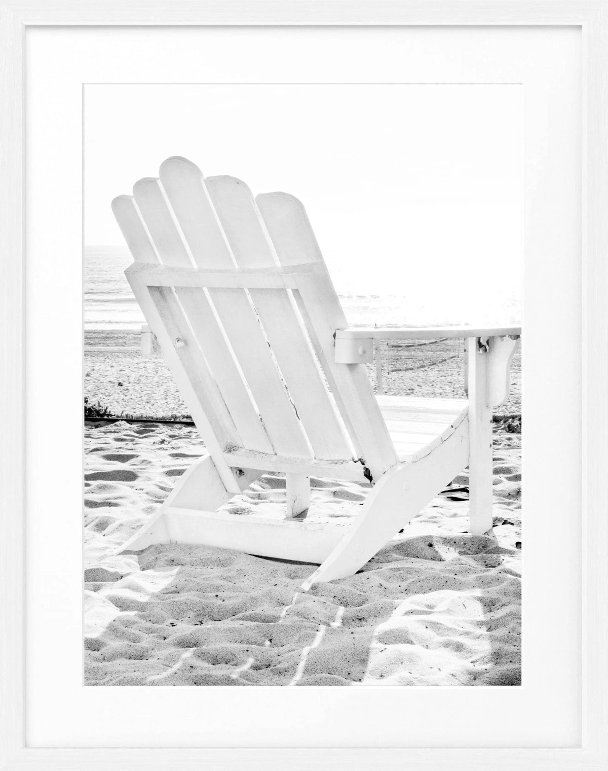 Schwarz-weiß Poster mit Rahmen, Kalifornien Deckchair Motiv, von Cosman-Photocollection, Maße 25x31 cm