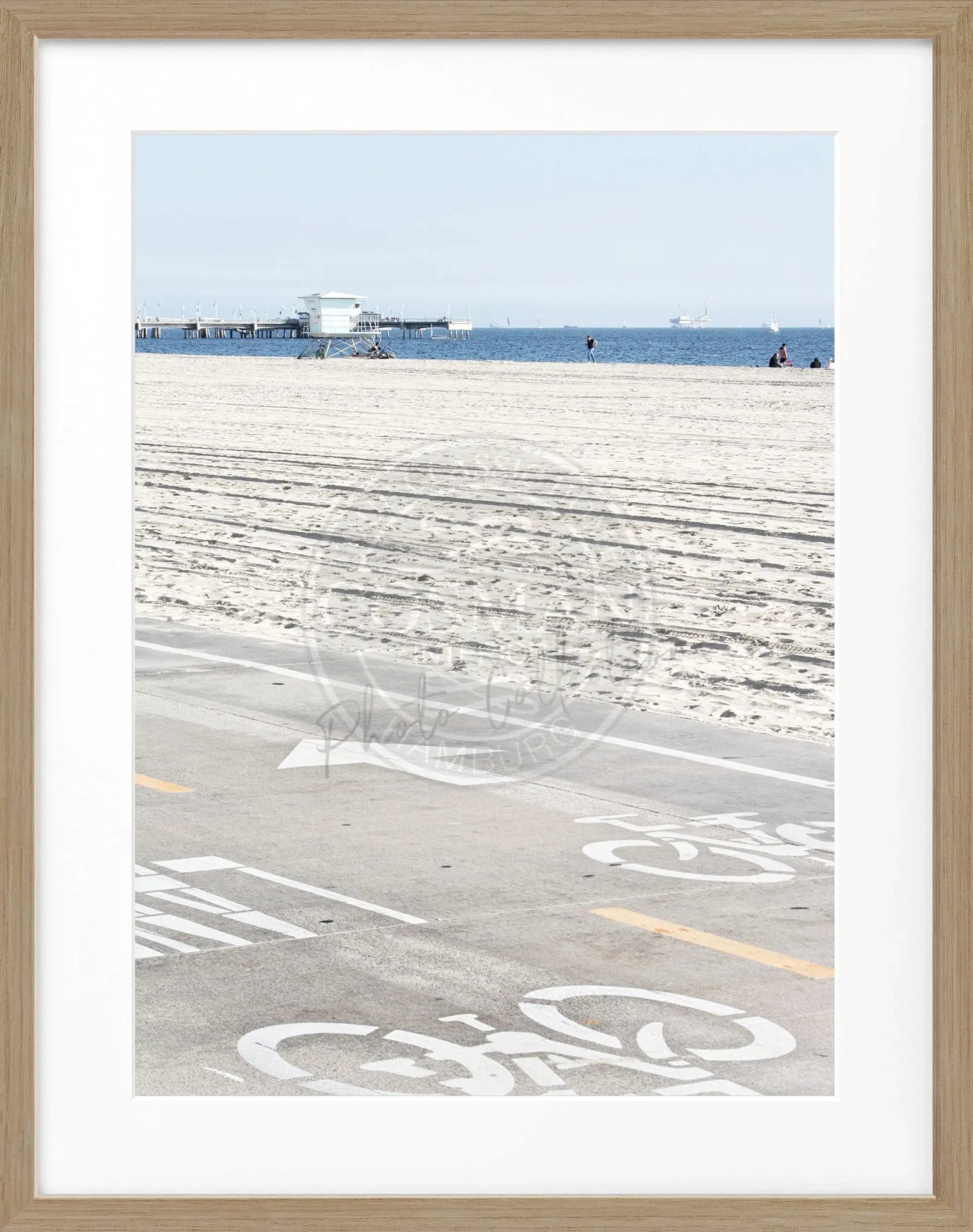 Schwarz-weiß Poster mit Rahmen von Cosman-Photocollection, Huntington Beach Kalifornien, Motiv 25x31 cm, Wanddekoration