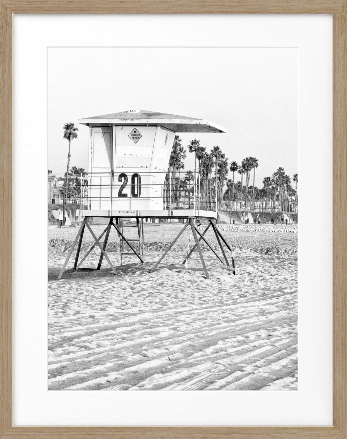 Schwarz-weiß Poster mit Rahmen, Kalifornien Huntington Beach Lifeguard Motiv, von Cosman-Photocollection, 25x31cm