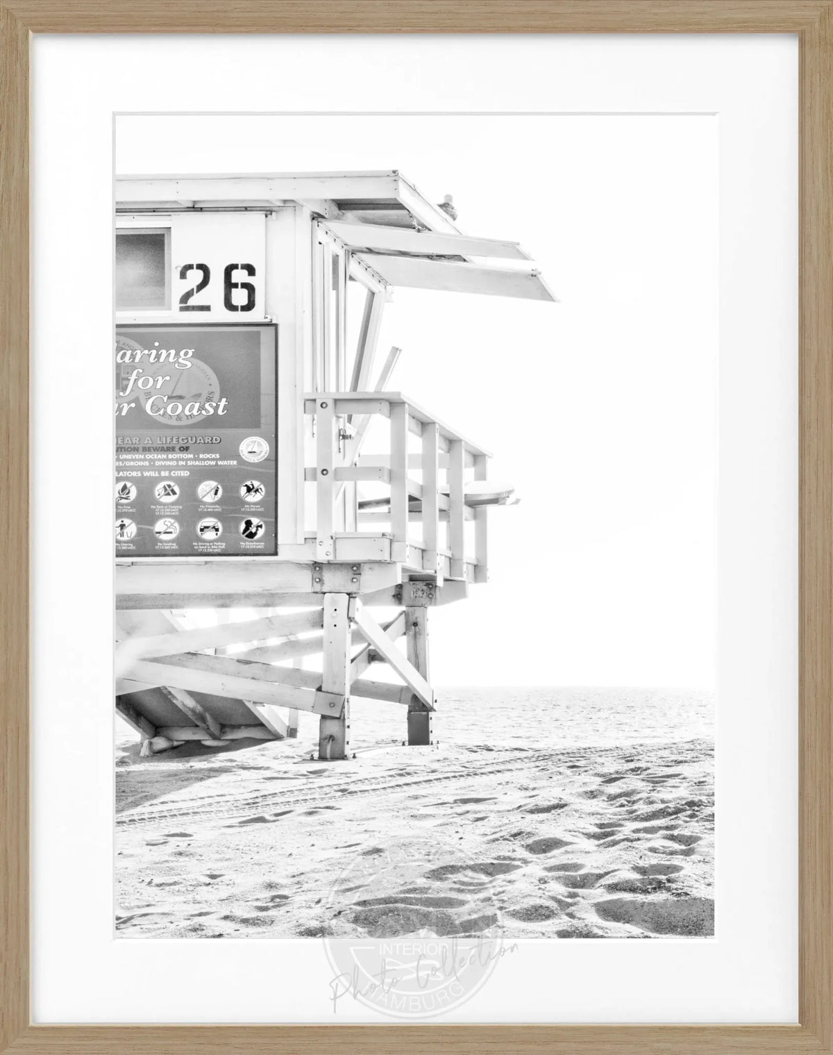 Schwarz-weiß Poster mit Rahmen, Kalifornien Lifeguard Motiv, von Cosman-Photocollection, 25x31cm, Wanddekoration