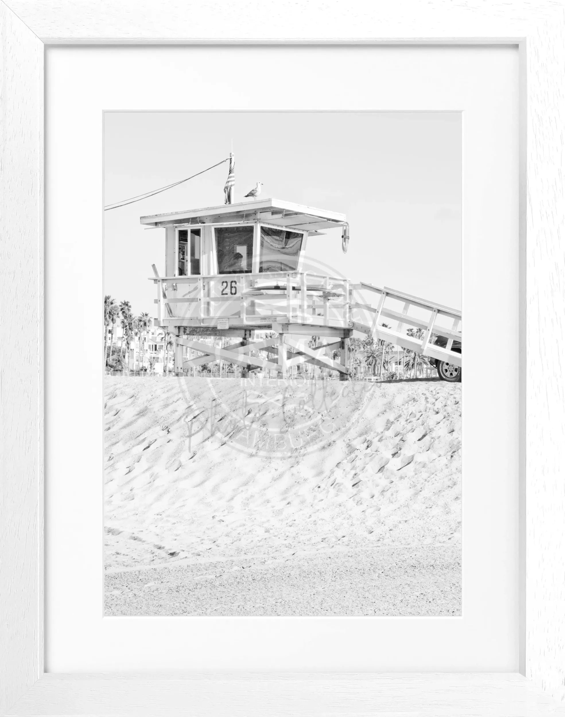 Schwarz-weiß Poster mit Rahmen, Kalifornien Lifeguard-Motiv, 25x31 cm, von Cosman-Photocollection