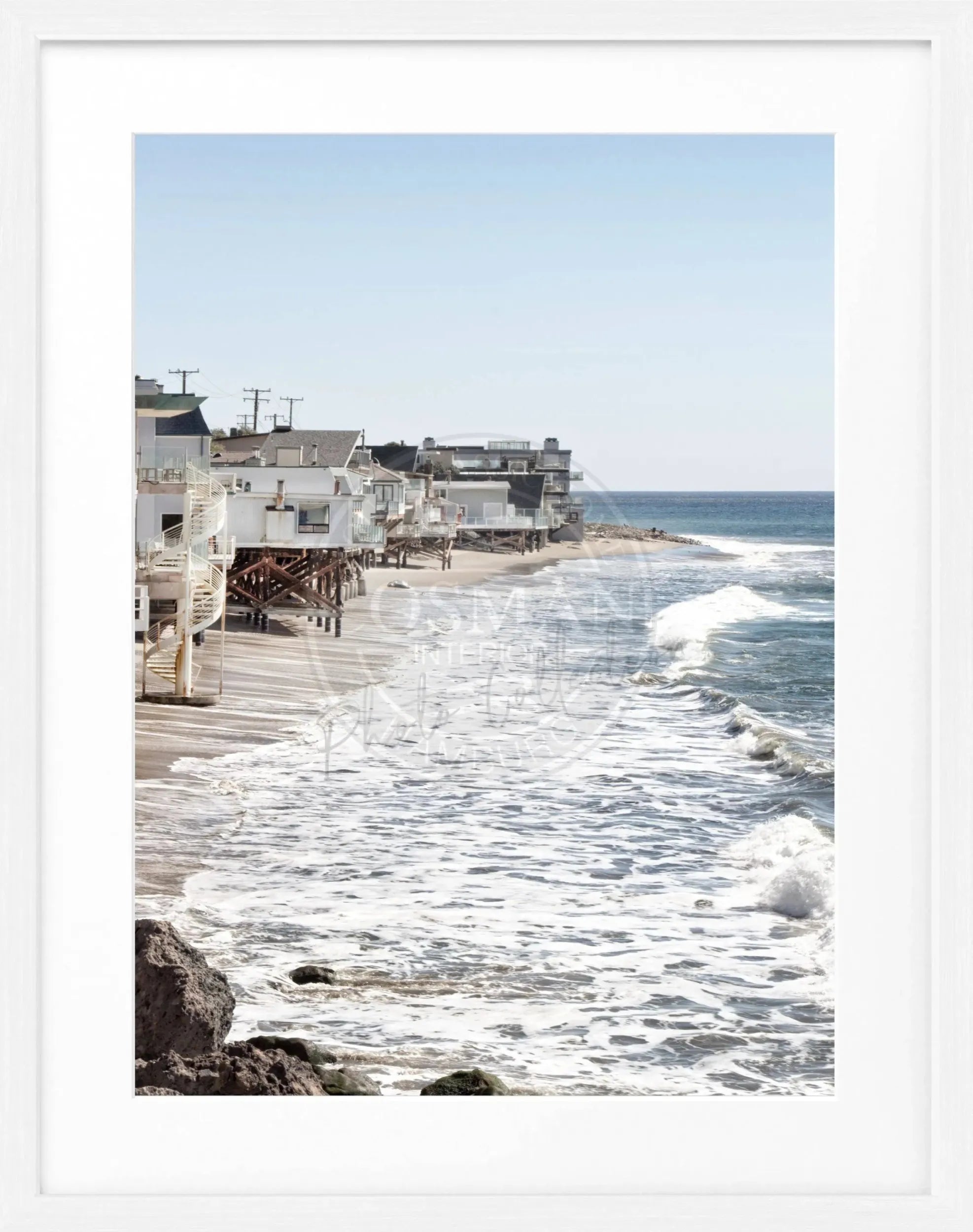 Schwarz-weiß Poster mit Rahmen, Kalifornien Malibu Beach House, Cosman-Photocollection, 25x31 cm, Wanddekoration