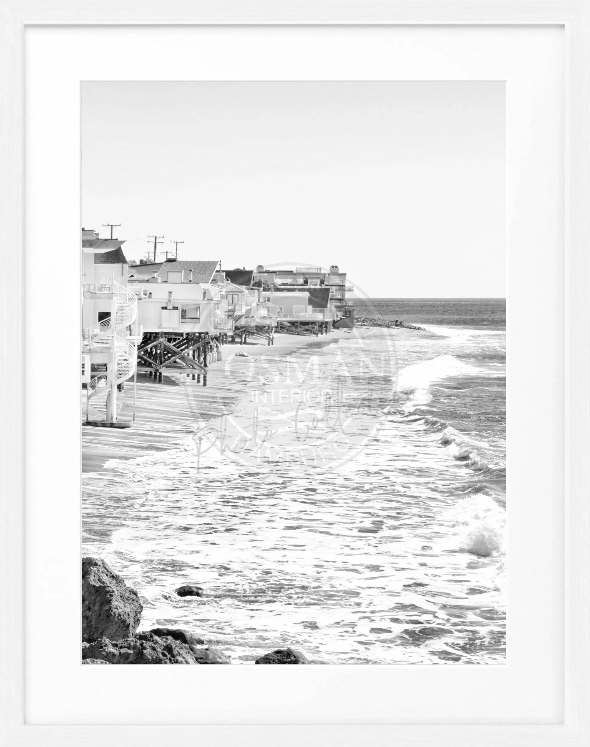 Schwarz-weiß Poster mit Rahmen, Kalifornien Malibu Beach House, Cosman-Photocollection, 25x31cm, Wanddekoration