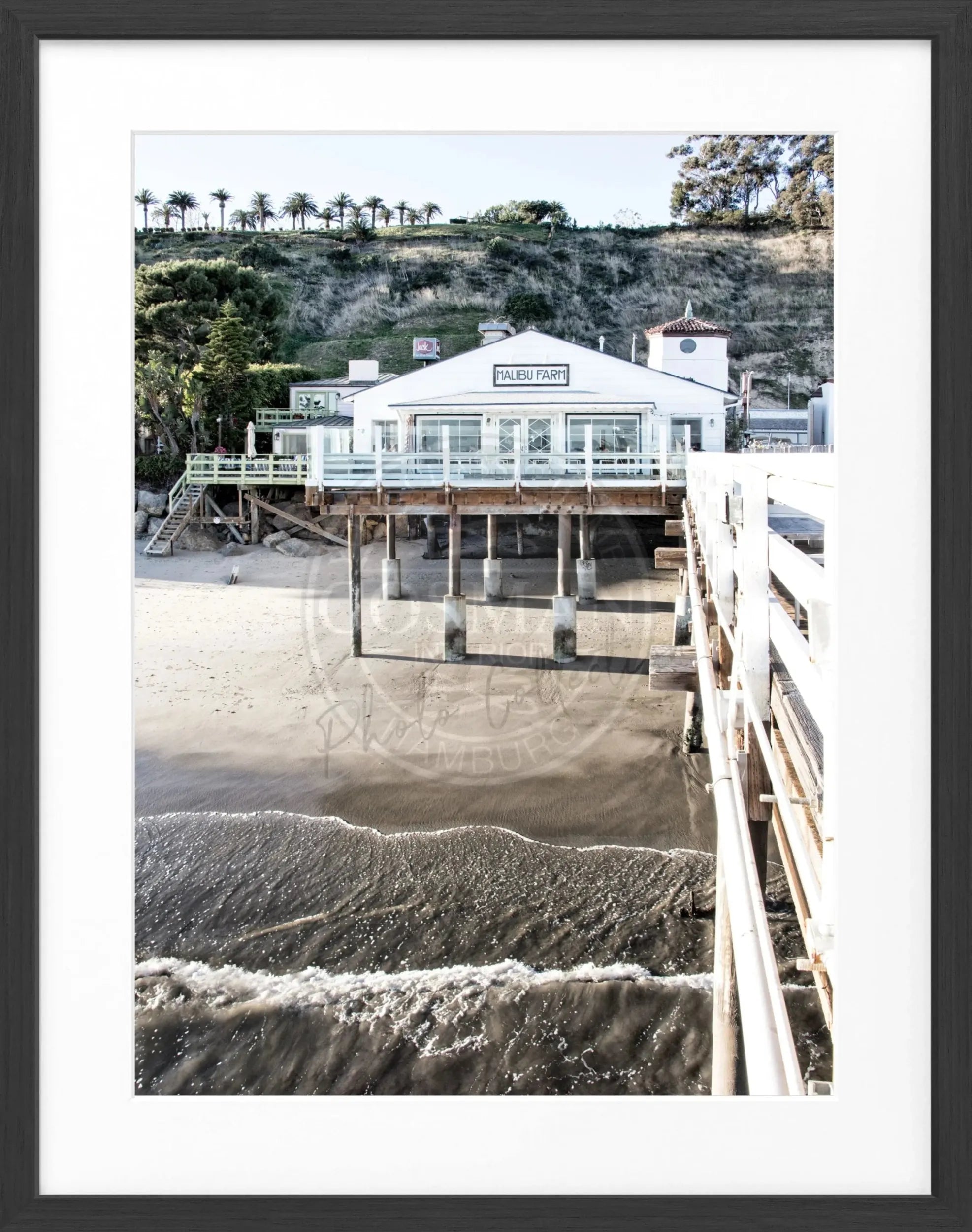 Schwarz-weiß Poster mit Rahmen, Kalifornien Malibu Beach Pier, Cosman-Photocollection, 25x31cm, Strandmotiv