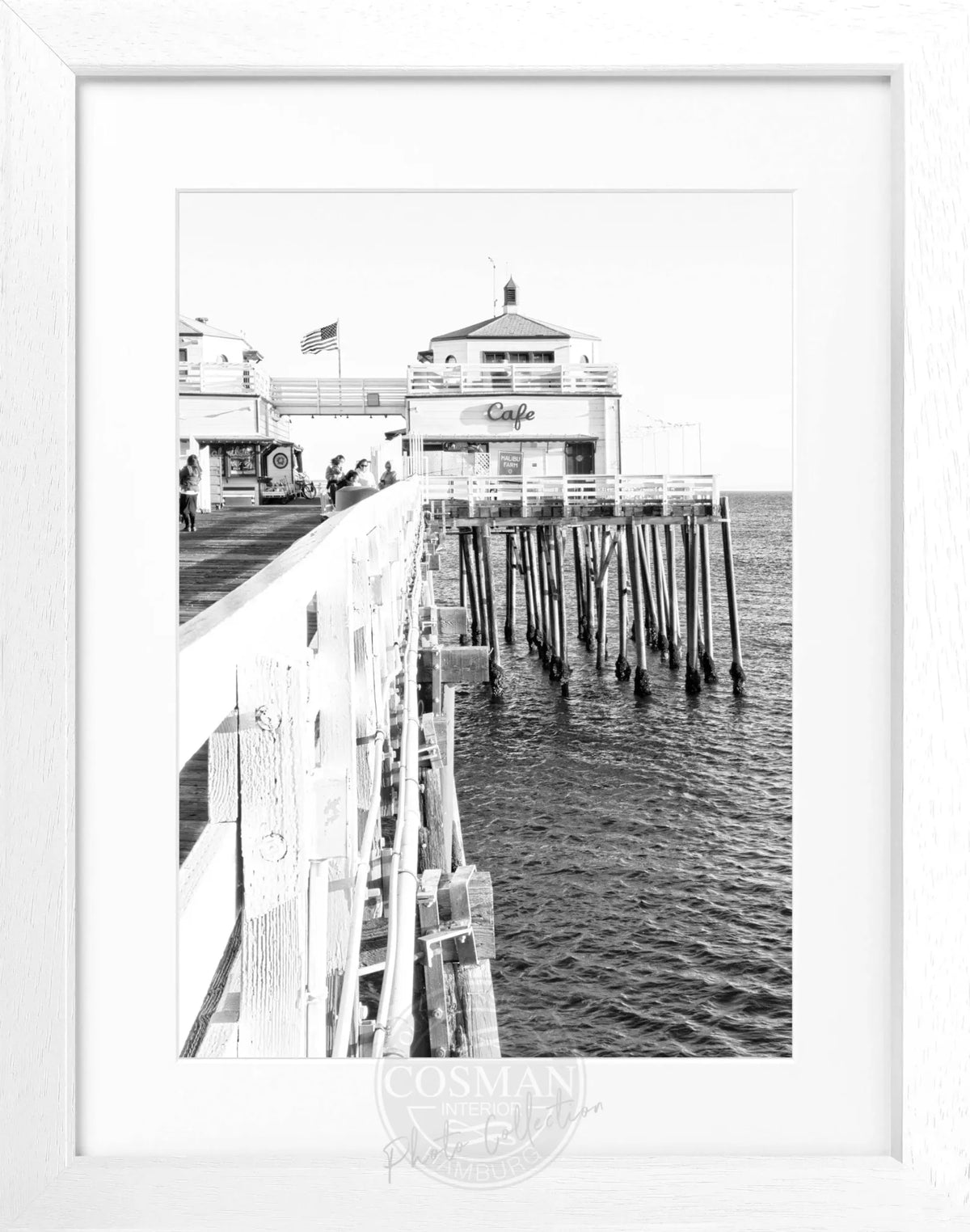 Schwarz-weiß Poster mit Rahmen, Kalifornien Malibu Beach Pier, von Cosman-Photocollection, 25x31 cm, maritime Küstenlandschaft