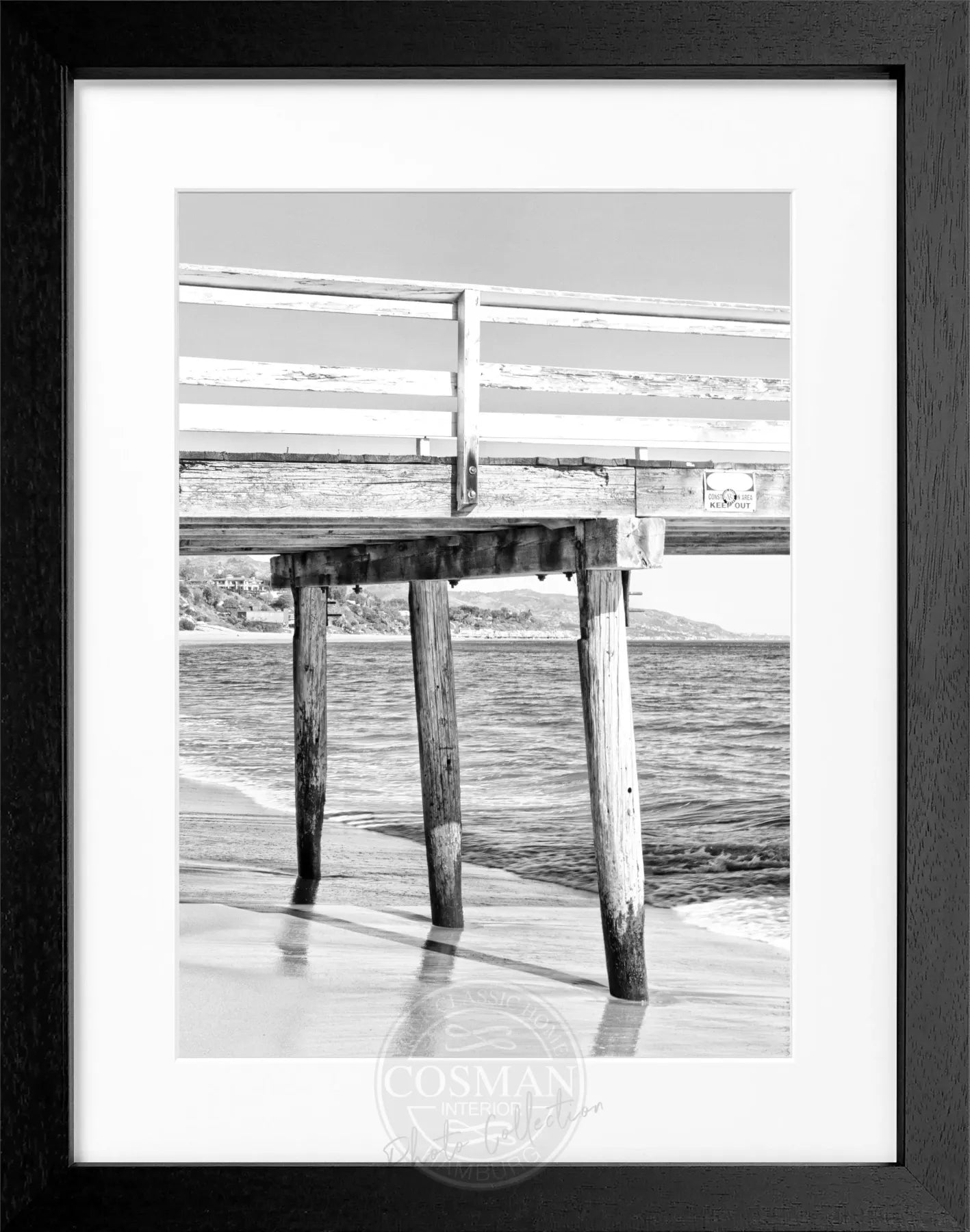 Schwarz-Weiß-Poster mit Rahmen, Kalifornien Malibu Pier Motiv, 25x31 cm, von Cosman-Photocollection