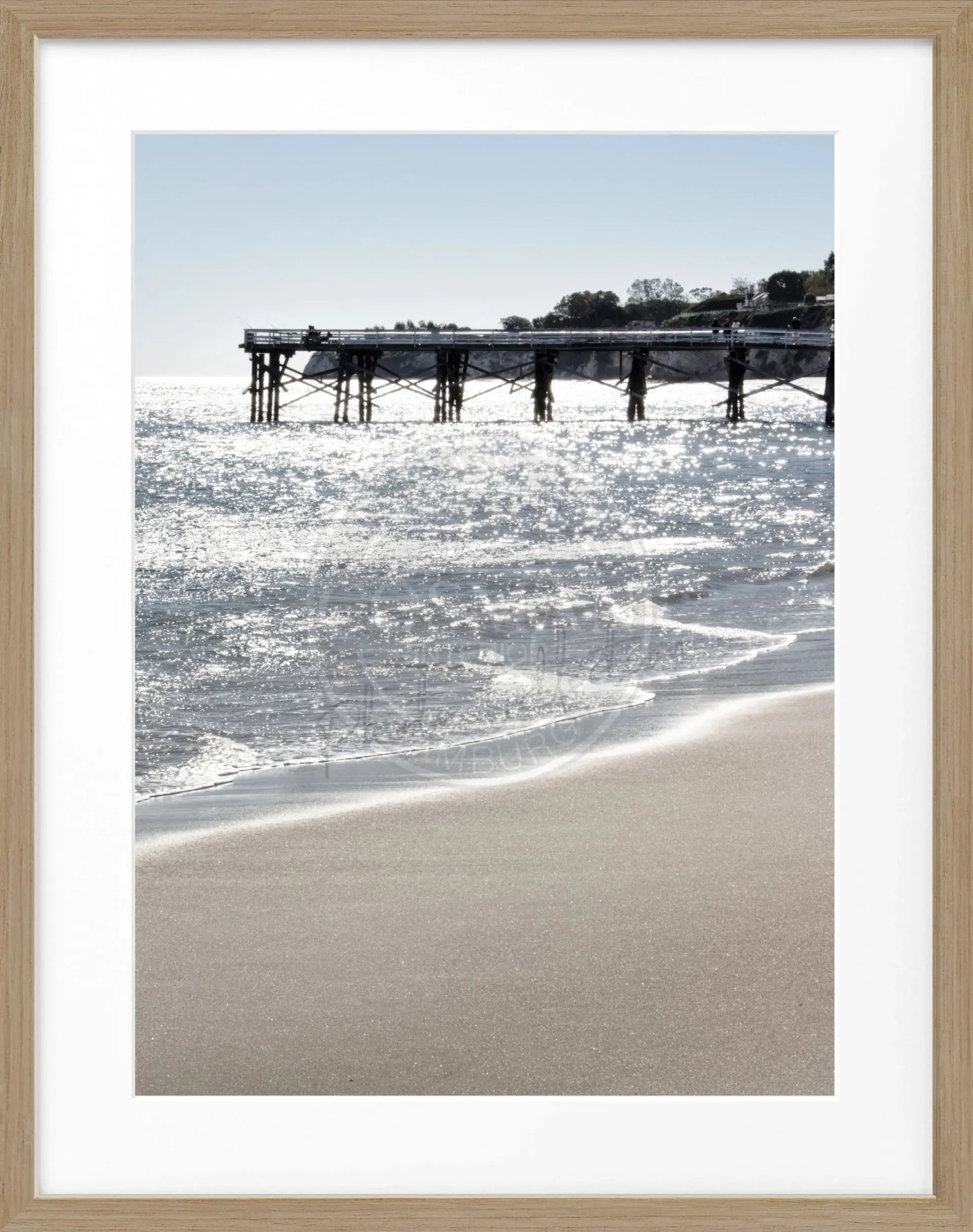 Schwarz-weiß Poster mit Rahmen, Kalifornien Malibu Pier, von Cosman-Photocollection, 25x31 cm, Wanddekoration