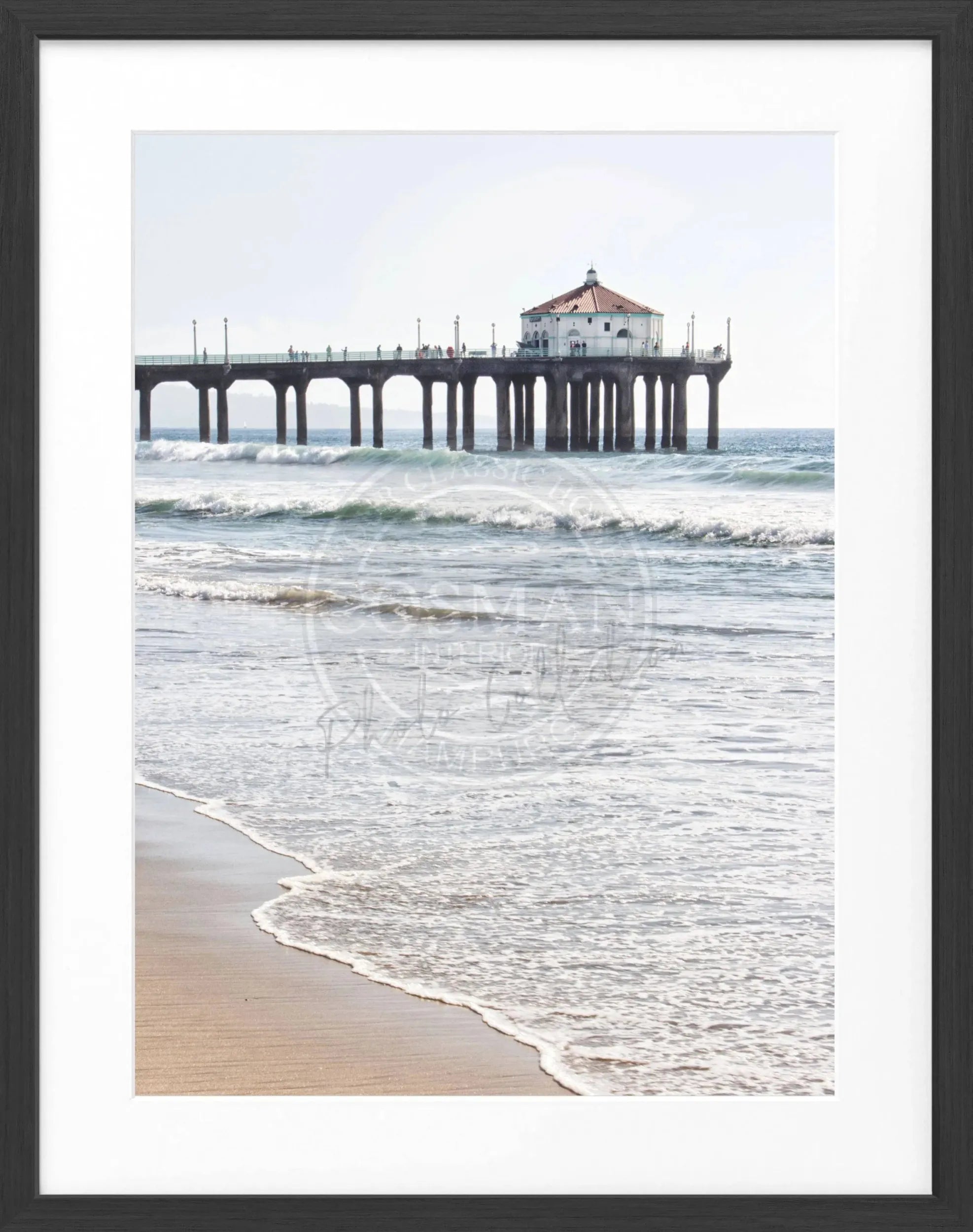Schwarz-weiß Poster mit Rahmen, Kalifornien Manhattan Beach Pier, Cosman-Photocollection, 25x31cm, Fotokunst, Wanddekoration