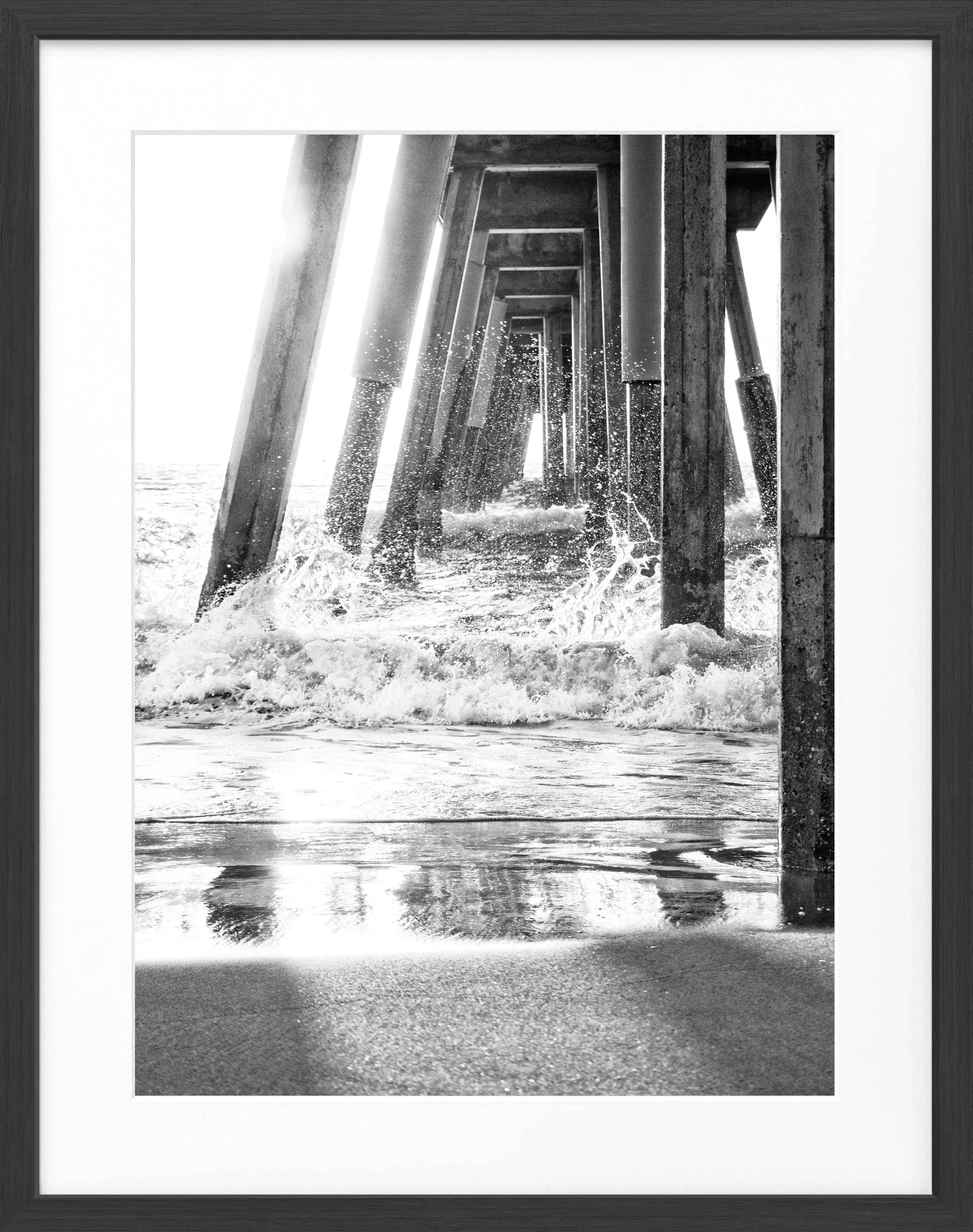 Schwarz-weißes Poster mit Rahmen, Kalifornien Pier Motiv, von Cosman-Photocollection, 25x31 cm, Wanddekoration