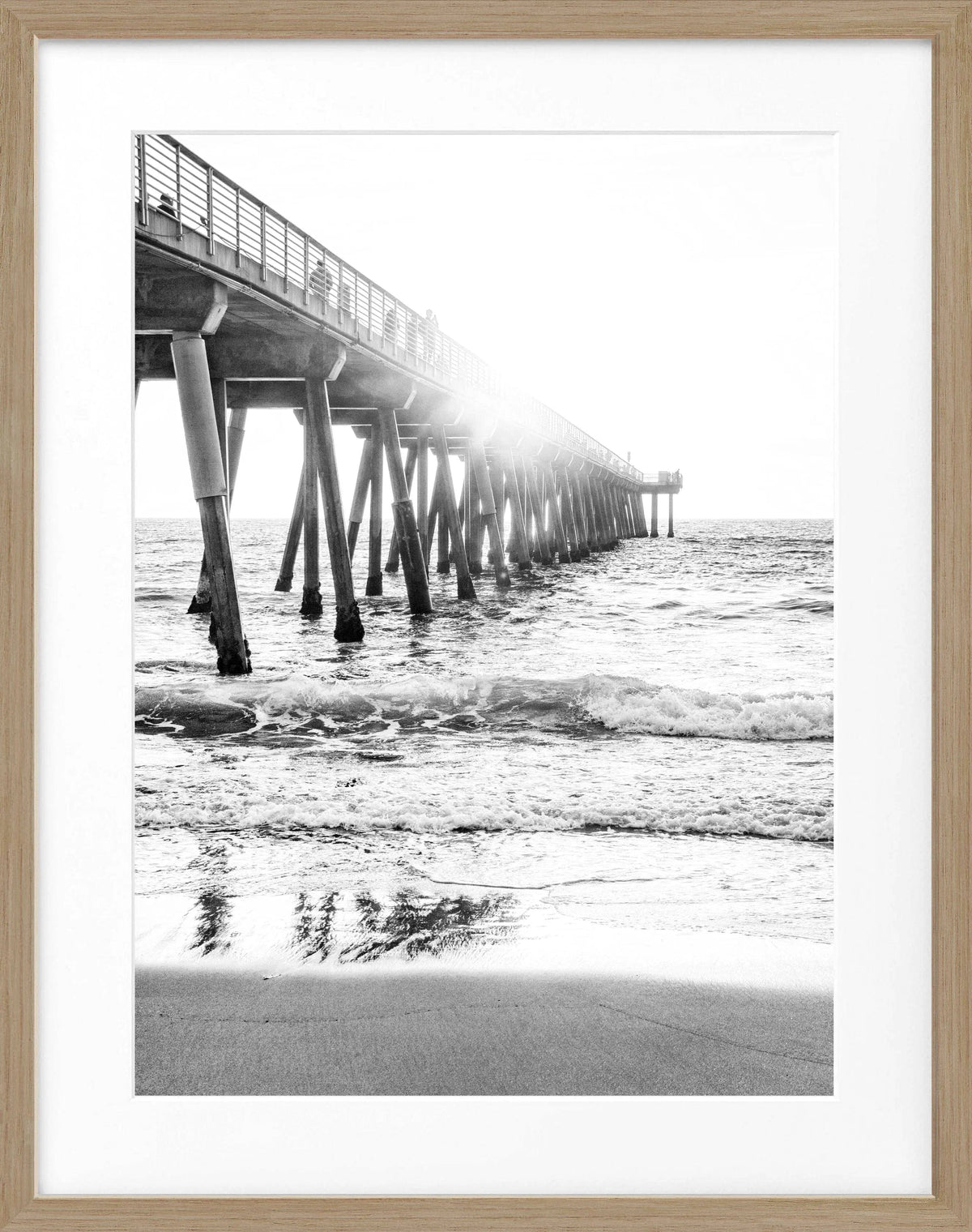 Schwarz-weiß Poster mit Rahmen von Kalifornien ’Pier’ von Cosman-Photocollection, 25x31 cm, Meeresblick an der Küste