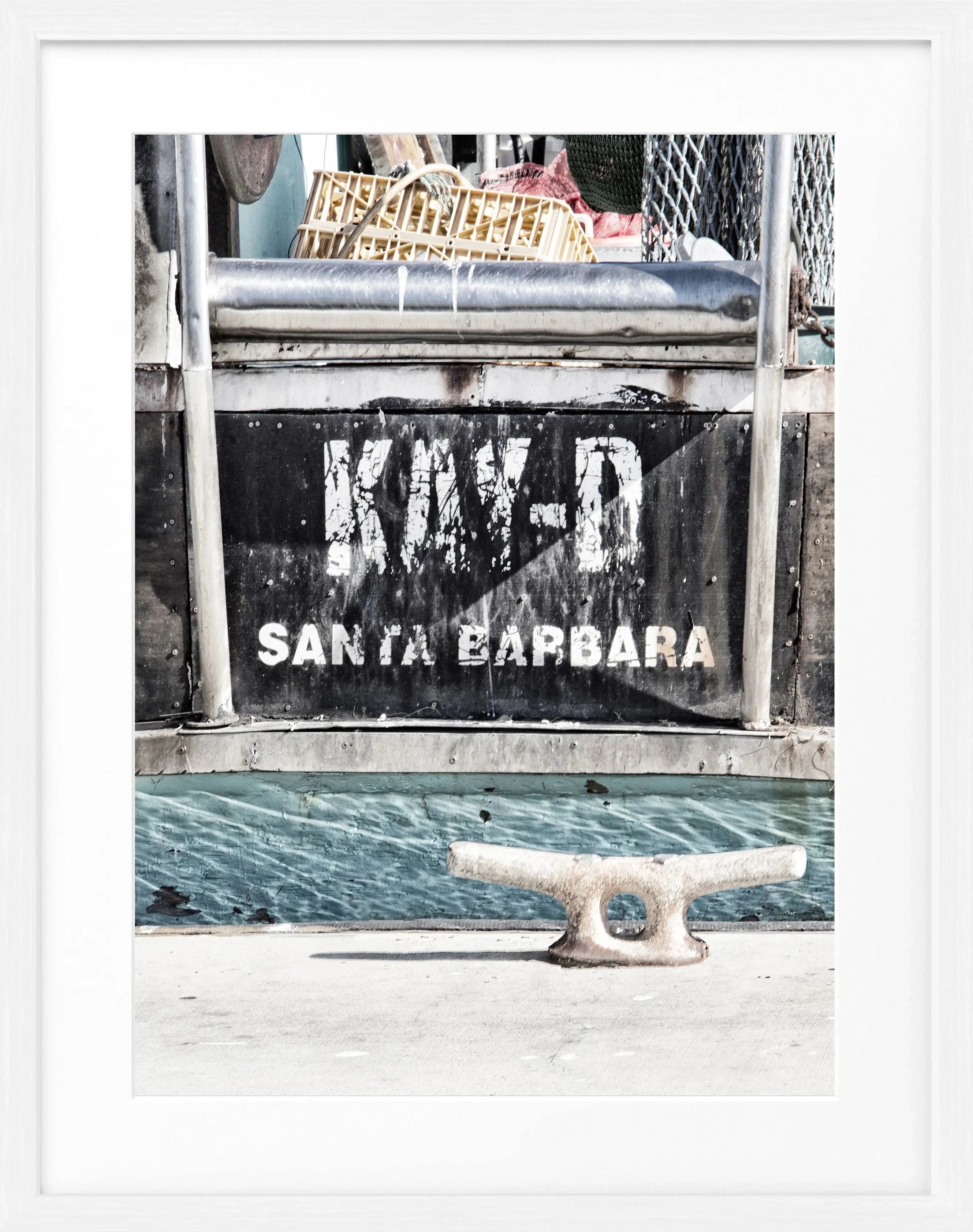 Schwarz-weiß Poster mit Rahmen, Kalifornien Santa Barbara Boot Motiv, von Cosman-Photocollection, 25x31 cm
