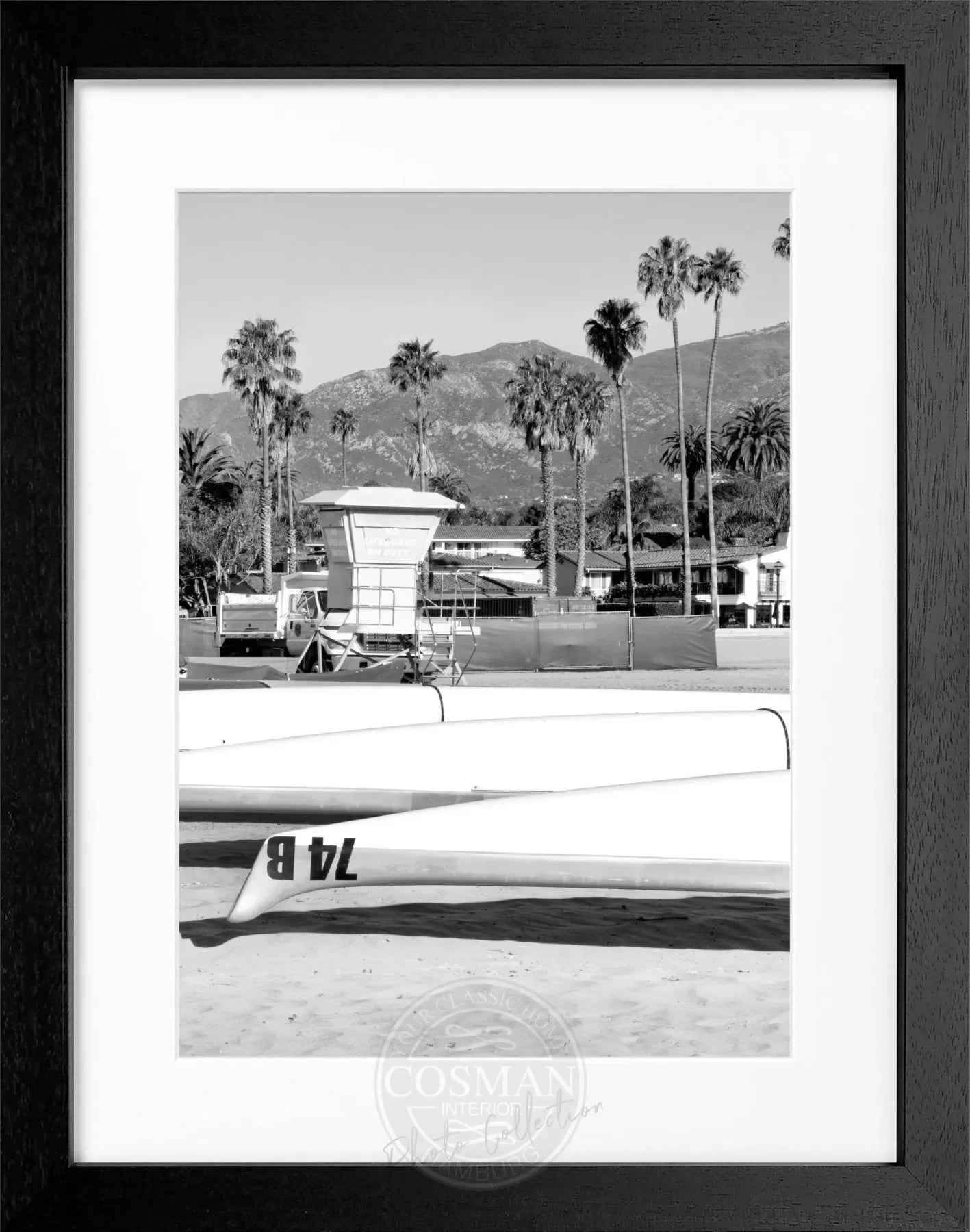Schwarz-weiß Poster mit Rahmen von Santa Barbara, Kalifornien, im Format 25x31 cm von Cosman-Photocollection
