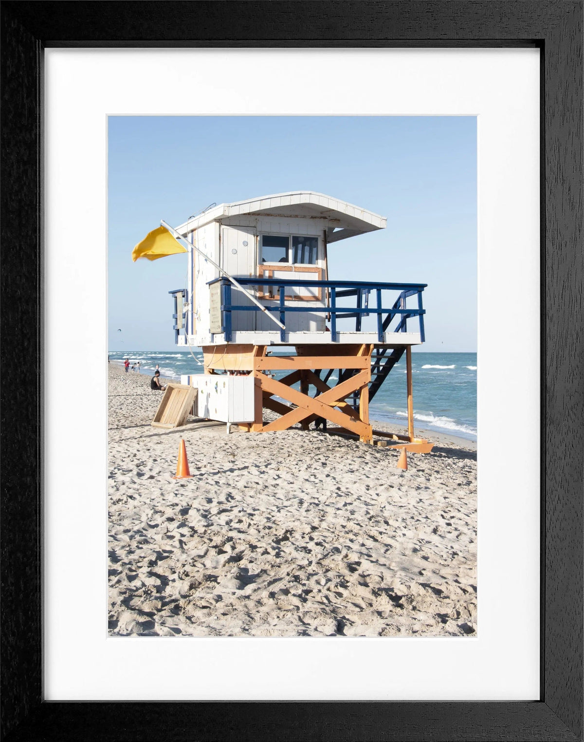 Schwarz-weiß Poster mit Rahmen ’Lifeguard’ Florida Key West von Cosman-Photocollection, 25x31cm, Rettungsschwimmer Motiv