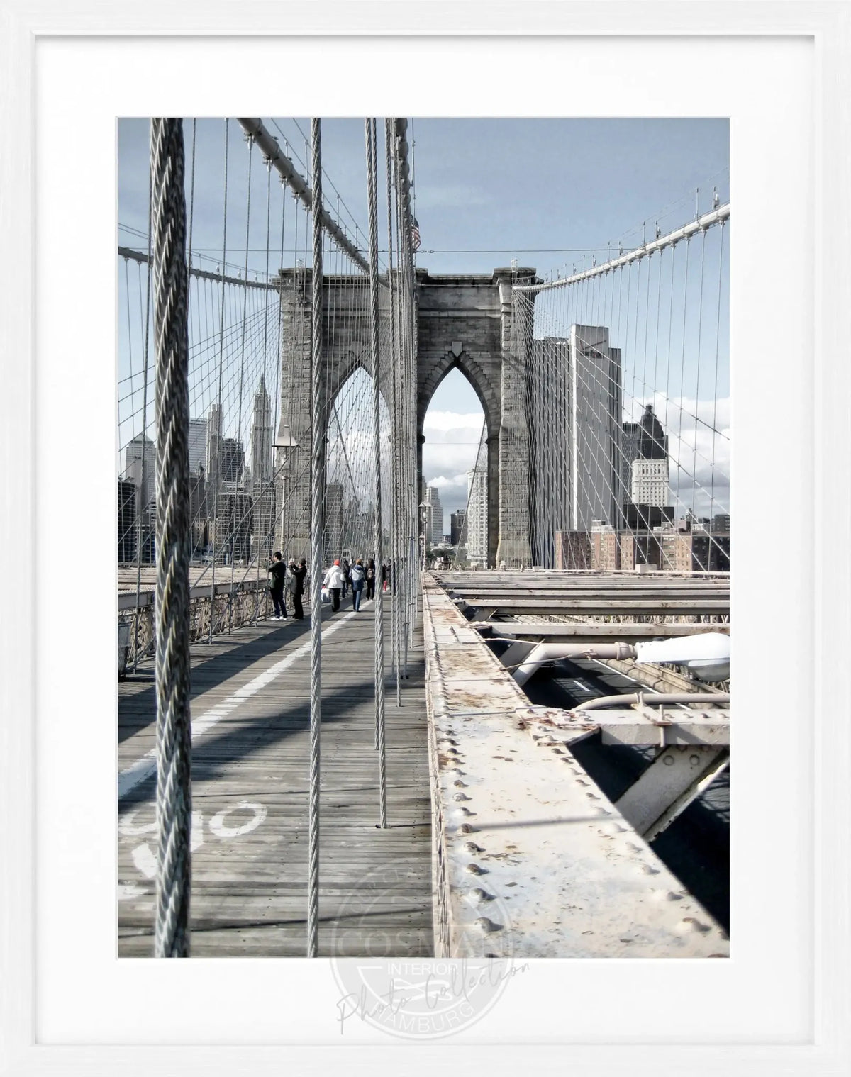 Schwarz-weiß Poster mit Rahmen von Cosman-Photocollection, Brooklyn Bridge in New York, 25x31 cm, Wanddekoration