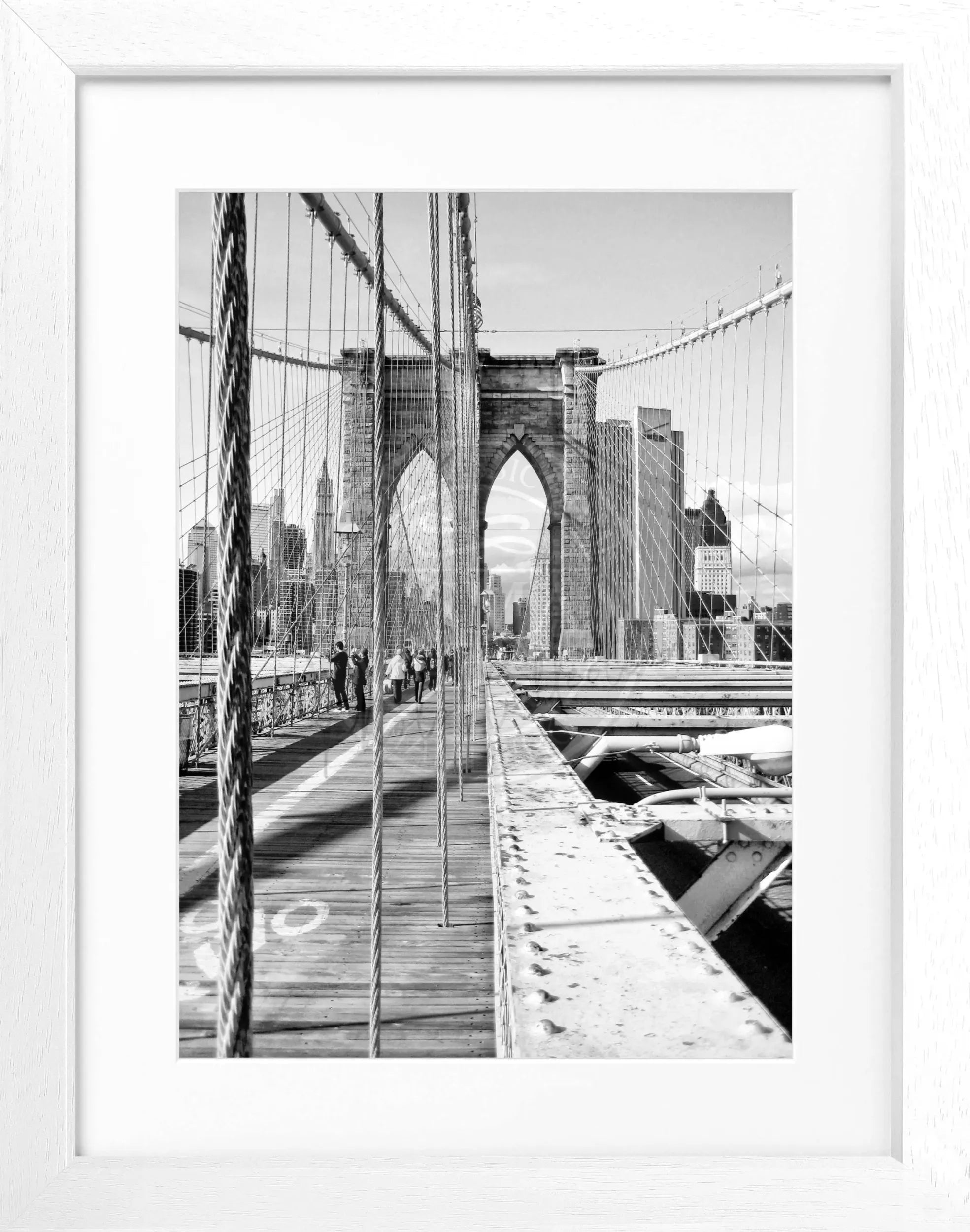 Schwarz-weiß Poster mit Rahmen von Cosman-Photocollection, New York Brooklyn Bridge, 25x31 cm, Wanddekoration im NYC-Stil