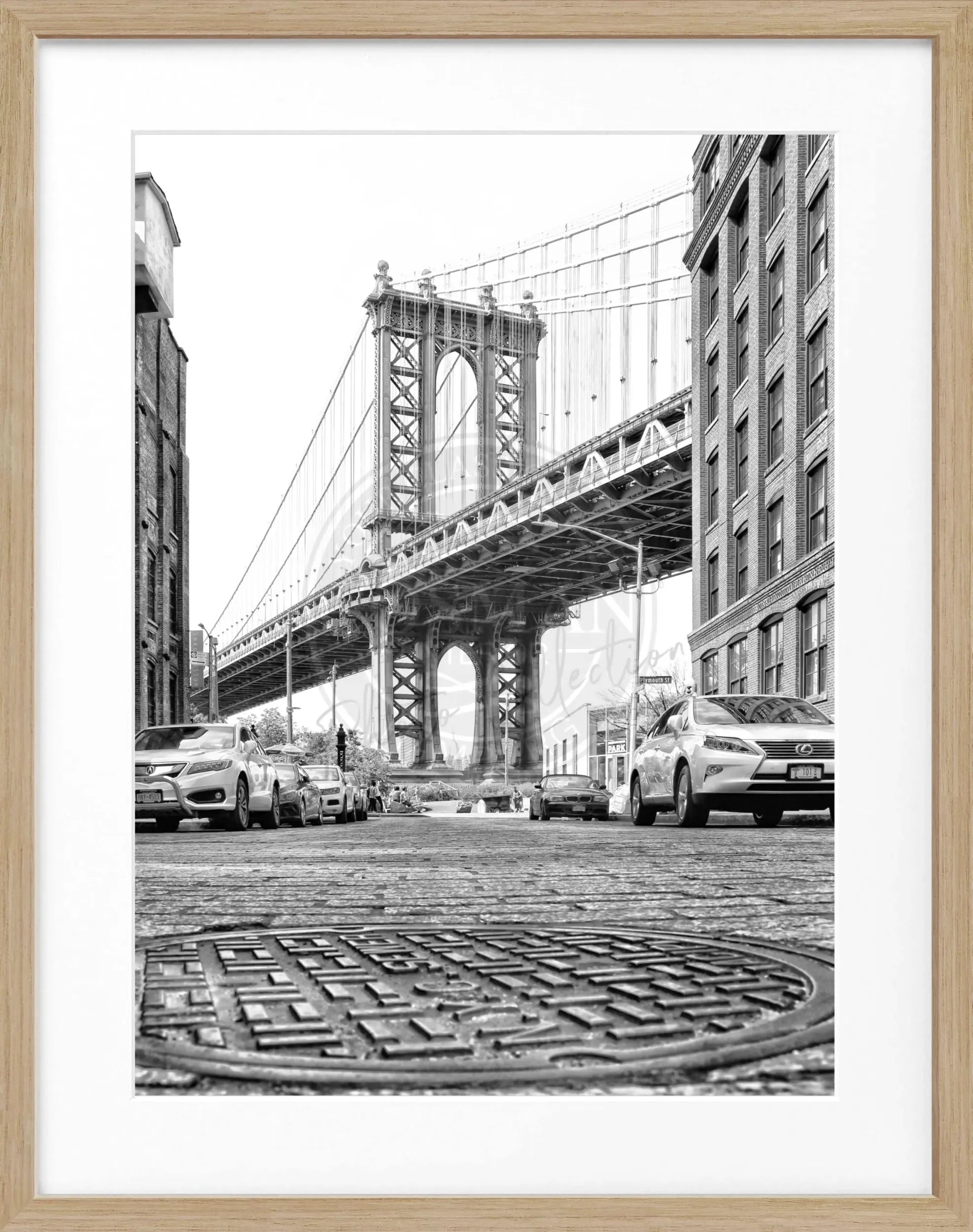Schwarz-weiß Poster mit Rahmen von Cosman-Photocollection, Manhattan Bridge in New York, 25x31 cm, urbanes Stadtbild