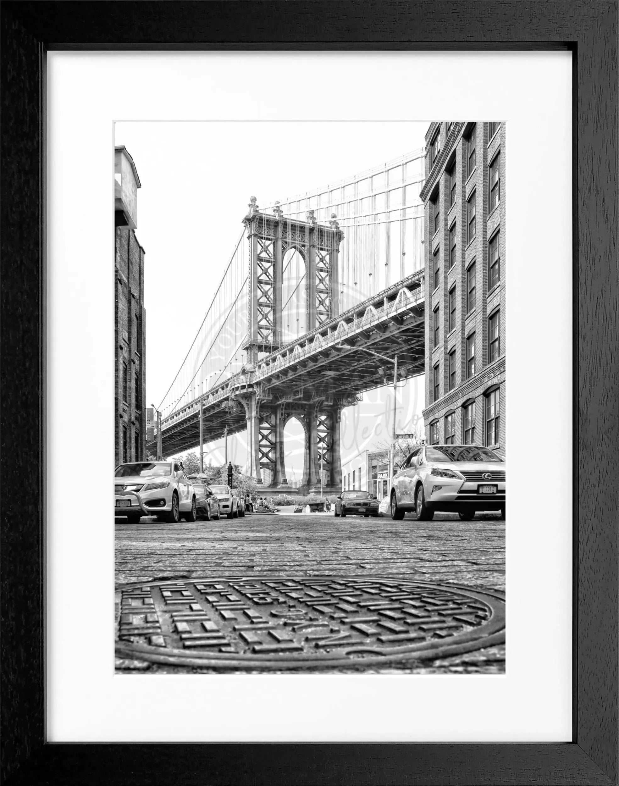 Schwarz-weißer Poster mit Rahmen, New York Manhattan Bridge, von Cosman-Photocollection, 25x31 cm, Wanddekoration