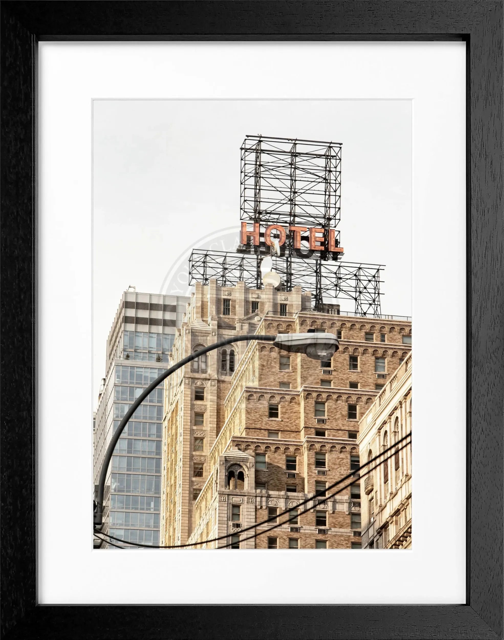 Schwarz-weiß Poster mit Rahmen von New York NY120, 25x31 cm, fotografisches Stadtmotiv von Cosman-Photocollection.