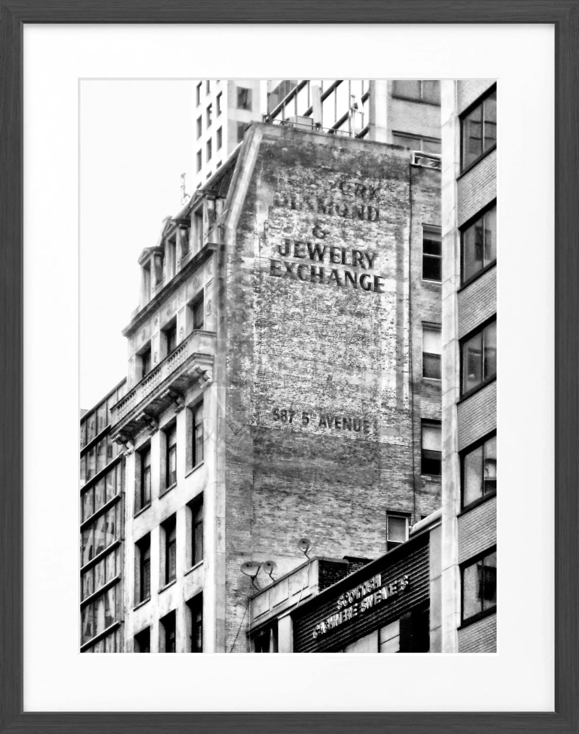 Schwarz-weiß Poster mit Rahmen von New York NY33A von Cosman-Photocollection, 25x31 cm, dekoratives Wandbild