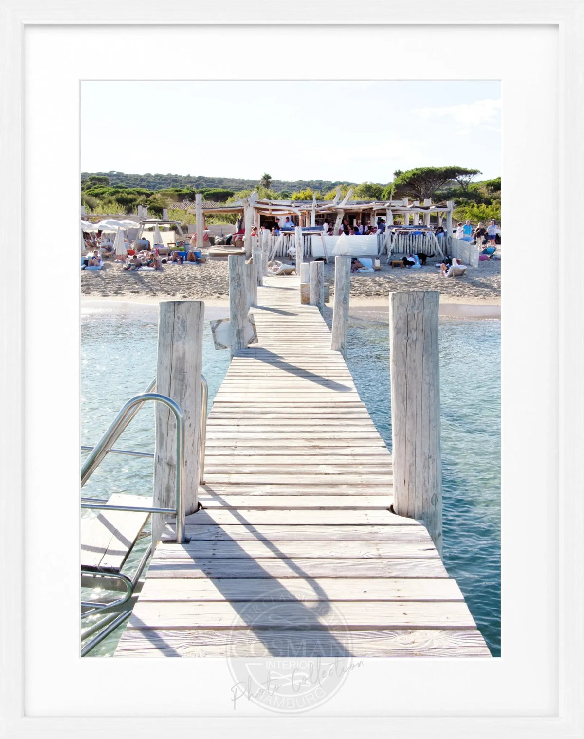 Schwarz-weiß Poster mit Rahmen von Cosman-Photocollection, Saint Tropez Beach Le Club 55, 25x31cm, stilvolle Wanddekoration