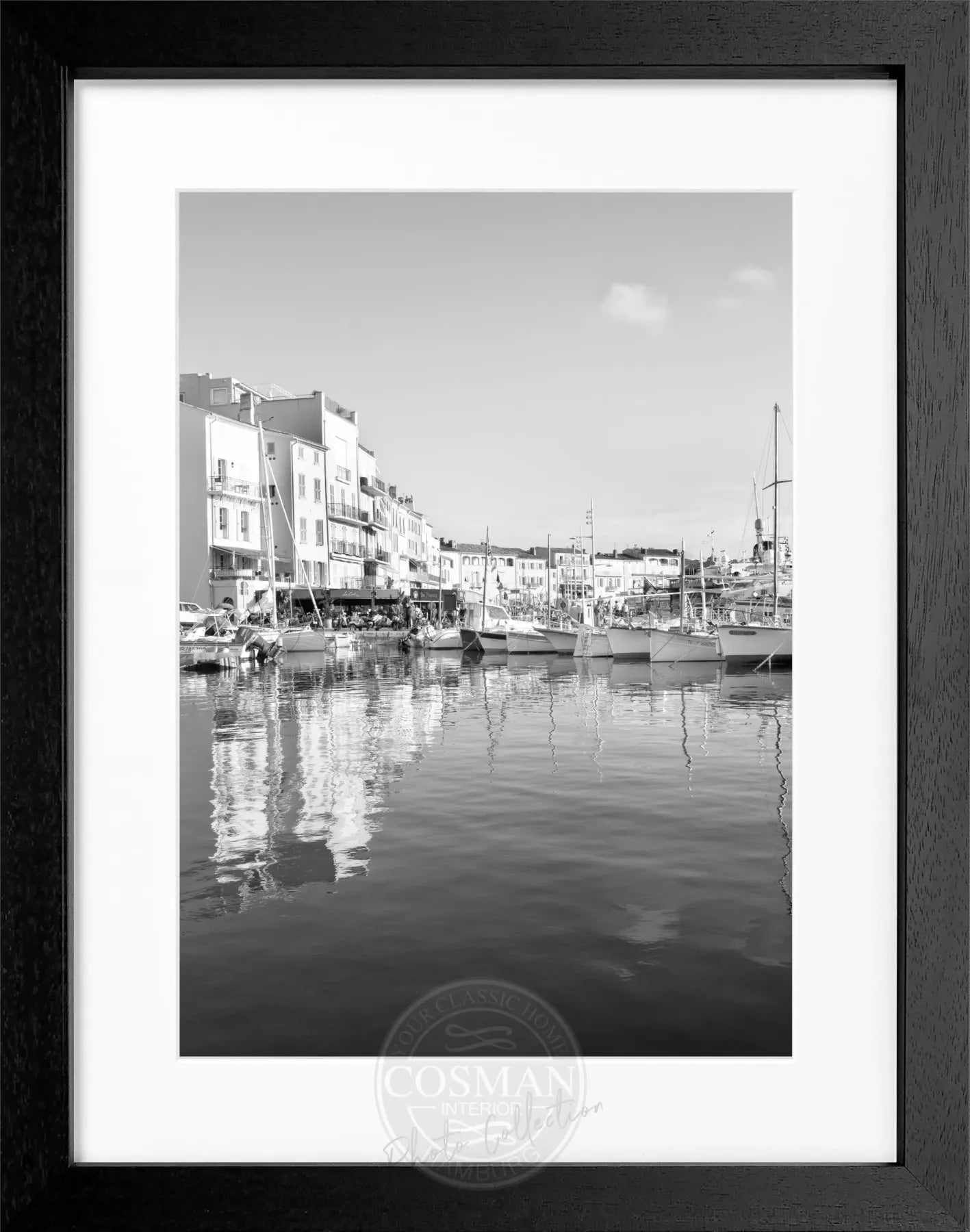 Schwarz-weiß Poster mit Rahmen, Saint Tropez Hafen Motiv, von Cosman-Photocollection, 25x31 cm, dekoratives Wandbild