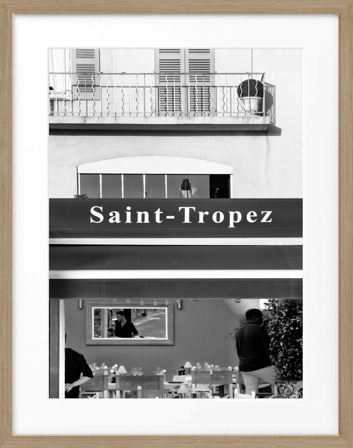 Schwarz-Weiß Poster mit Rahmen von Cosman-Photocollection, Motiv Saint Tropez, 25x31cm, Wanddekoration