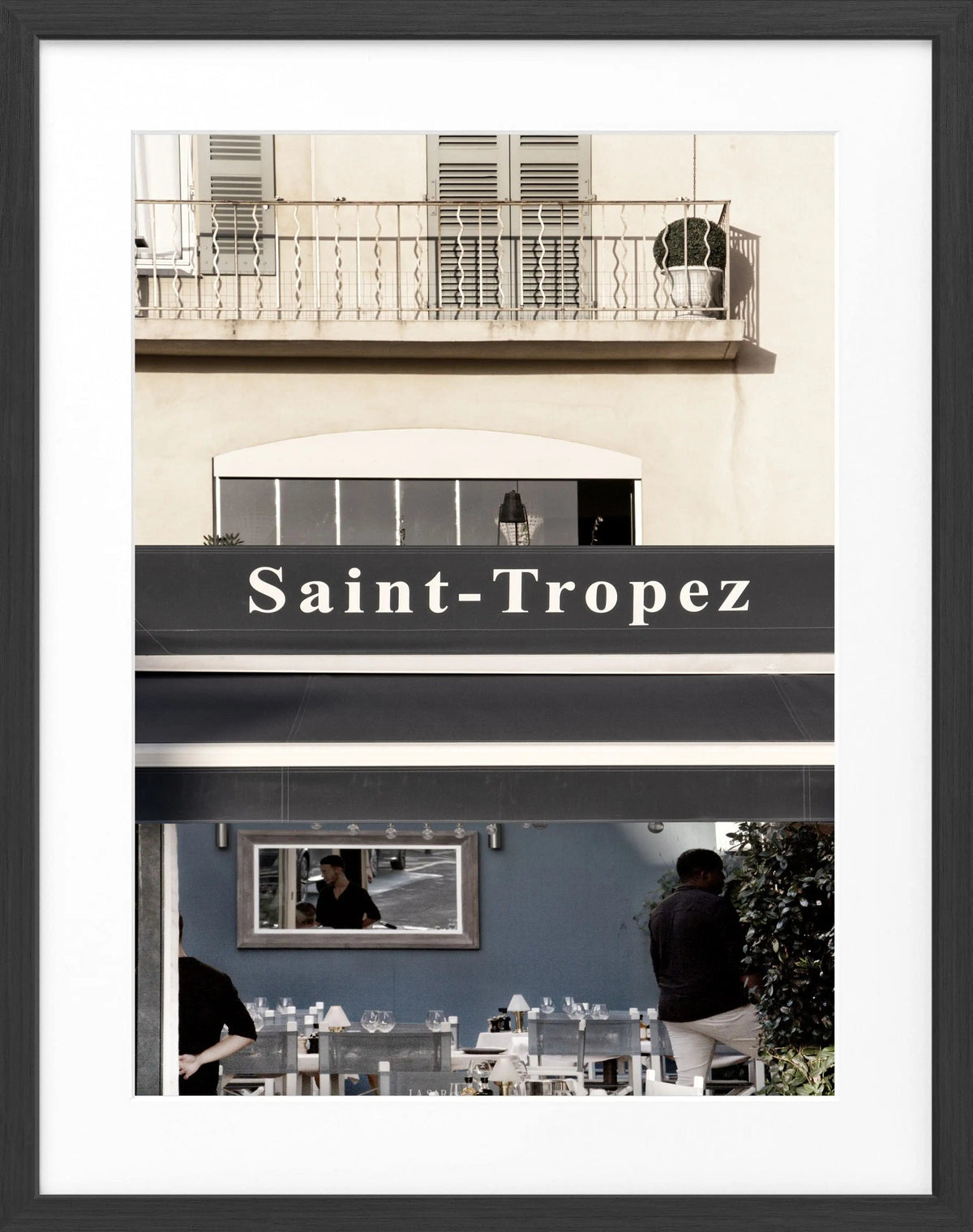 Schwarz-weiß Poster mit Rahmen von Cosman-Photocollection, Motiv Saint Tropez, Größe 25x31 cm, dekoratives Wandbild