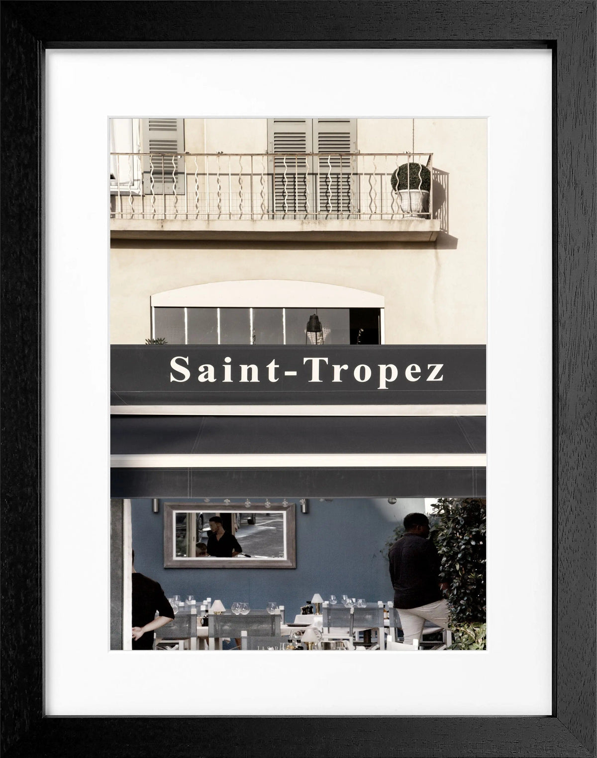 Schwarz-weiß Poster mit Rahmen von Saint Tropez, 25x31 cm, von Cosman-Photocollection, elegante Wanddekoration