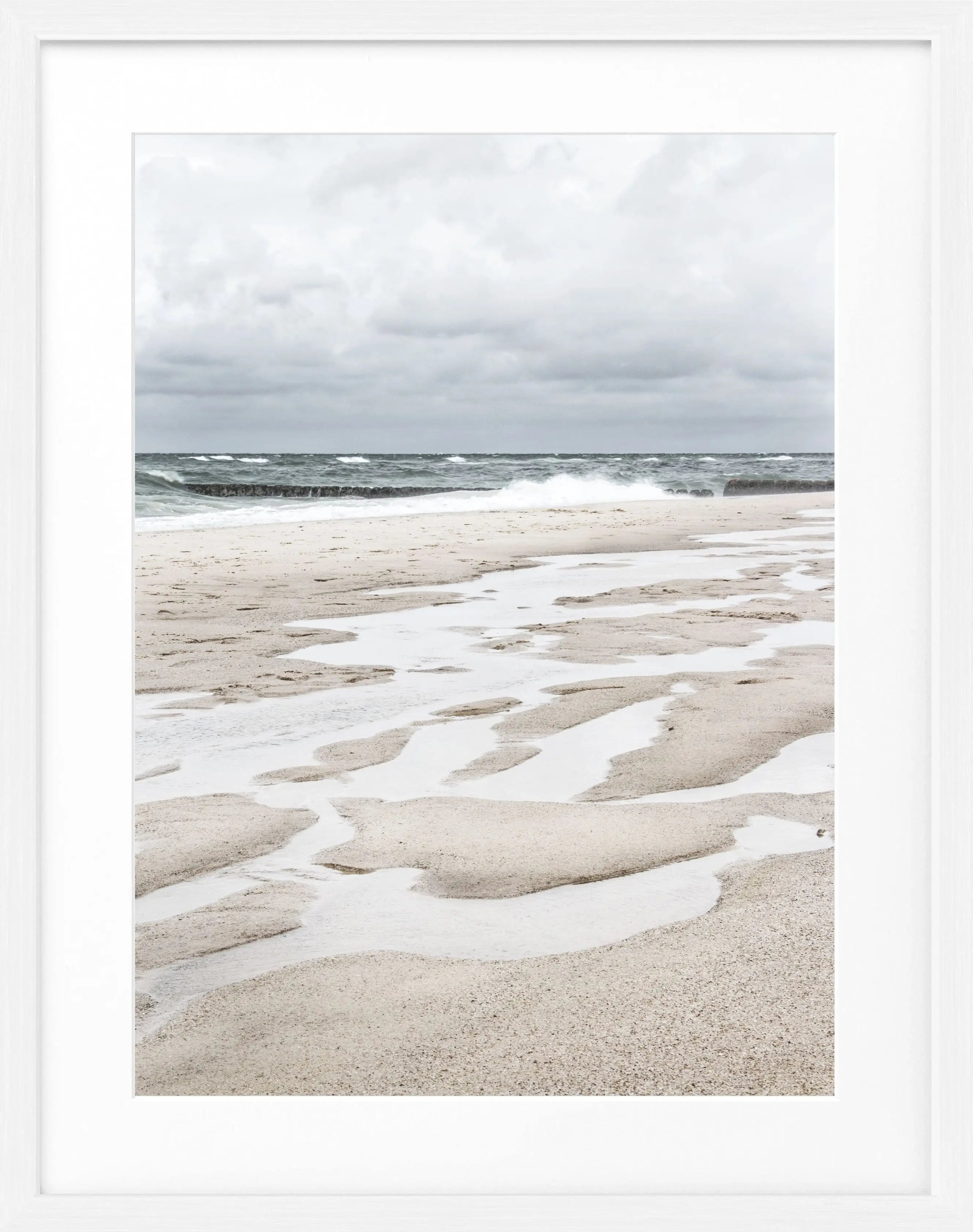 Schwarz-weiß Poster mit Rahmen von Cosman-Photocollection, Strandmotiv aus Sylt, 25x31 cm, Wanddekoration