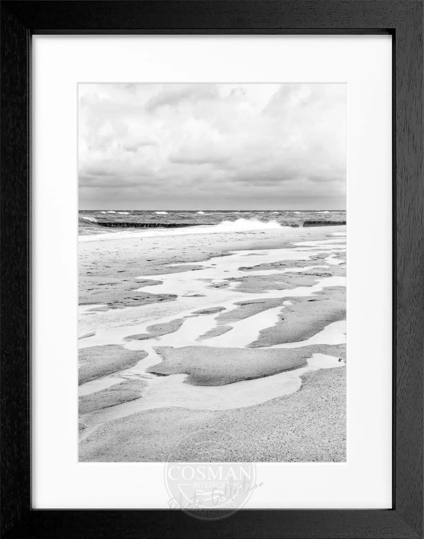 Schwarz-weiß Poster mit Rahmen, Strandmotiv von Sylt, 25x31 cm, von Cosman-Photocollection, Wanddekoration für Strandliebhaber