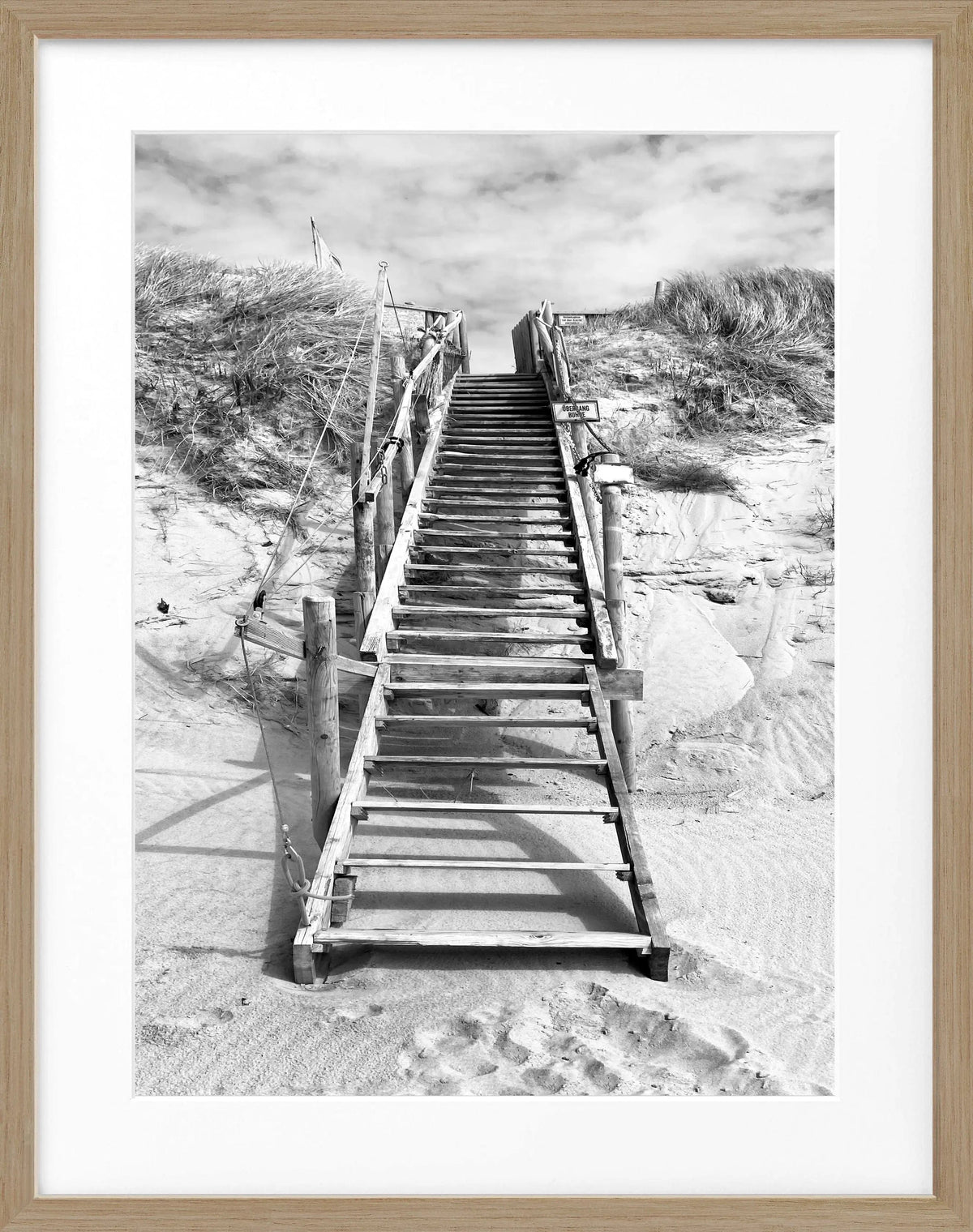 Schwarz-weiß Poster mit Rahmen, Sylt Dünen Hörnum, von Cosman-Photocollection, 25x31 cm, Wanddekoration