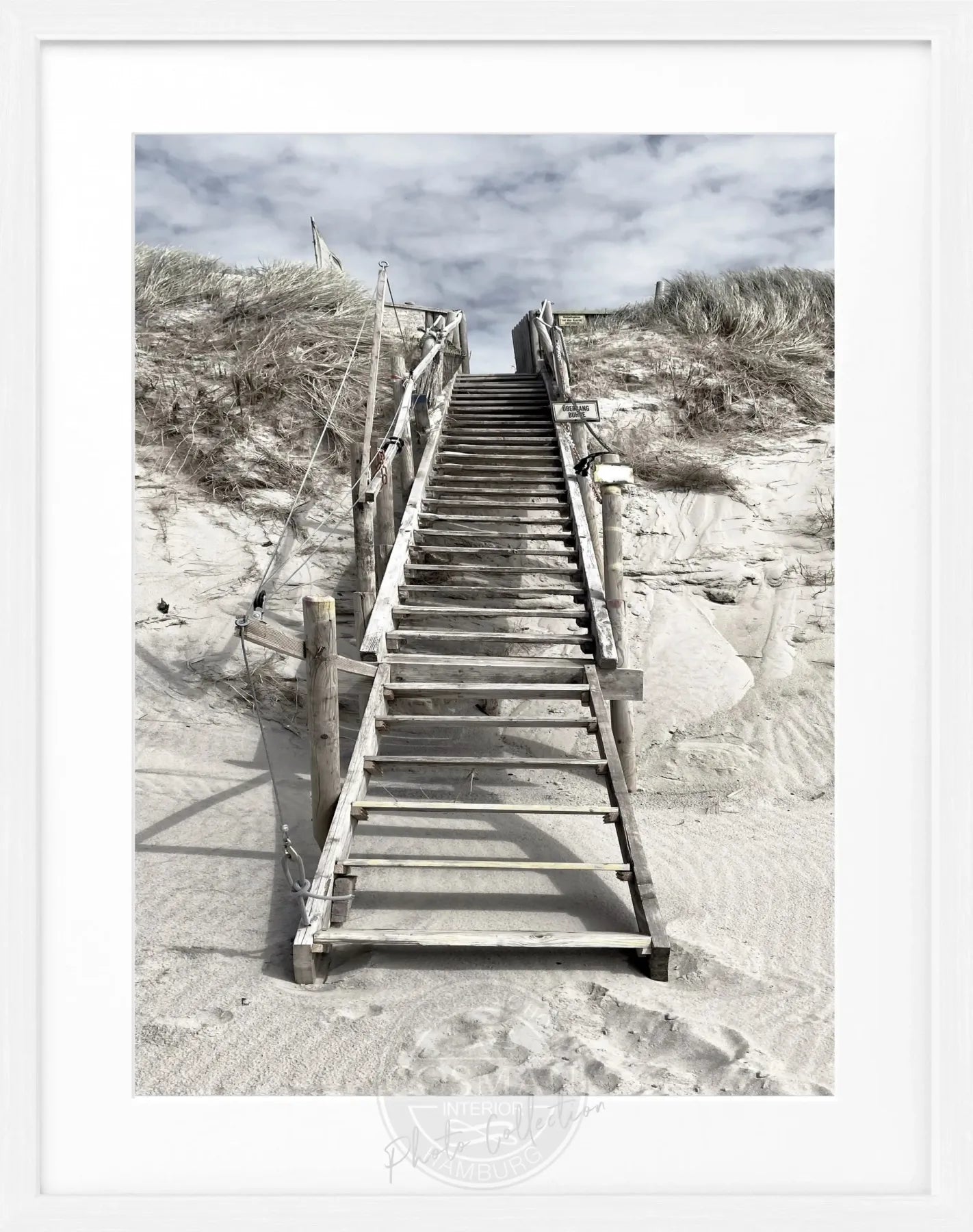 Schwarz-weiß Poster mit Rahmen, Motiv der Dünen in Hörnum auf Sylt, von Cosman-Photocollection, 25x31 cm