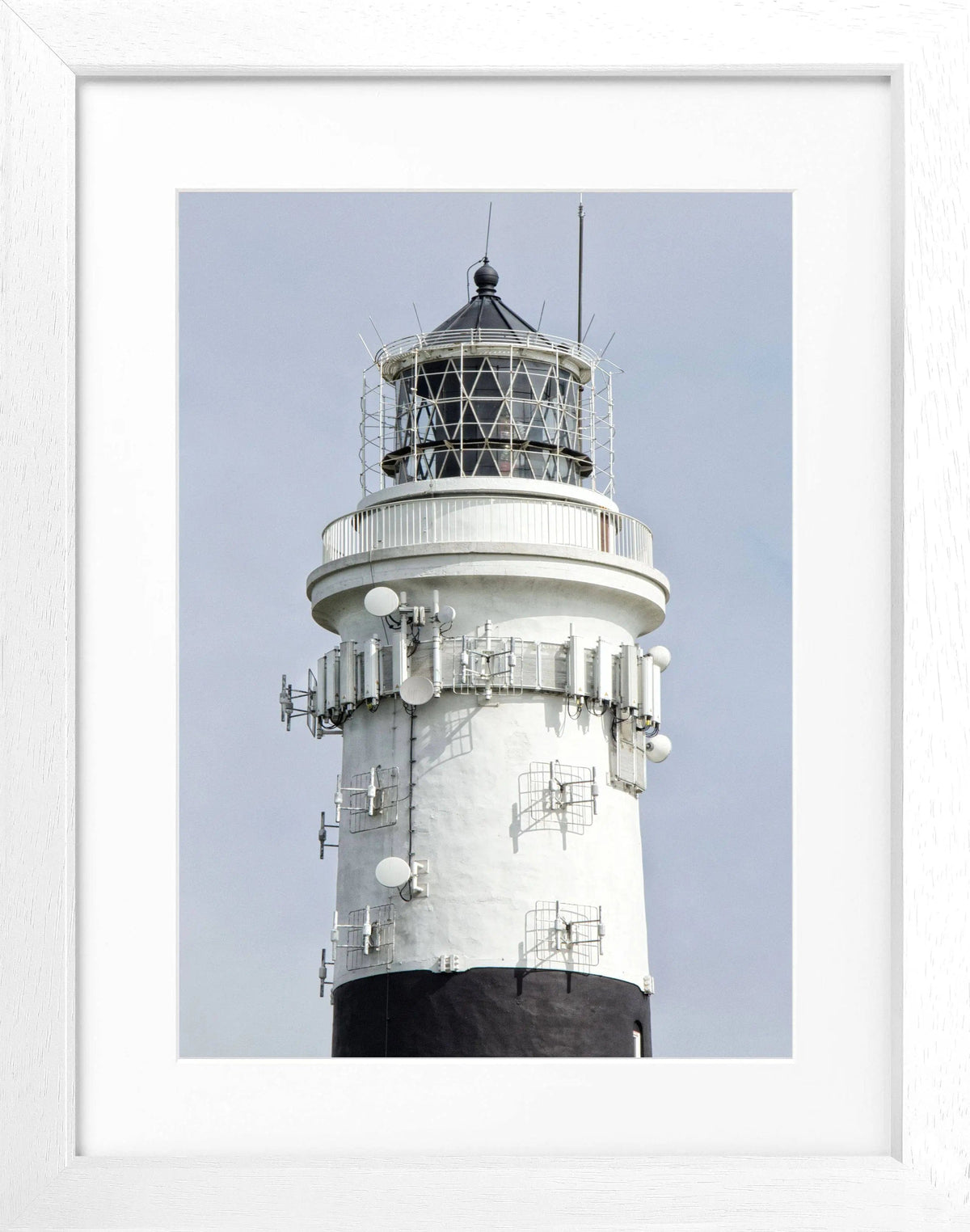 Schwarz-weiß Poster mit Rahmen von Cosman-Photocollection, Leuchtturm Kampen auf Sylt, Motiv in 25x31 cm, elegant und stilvoll