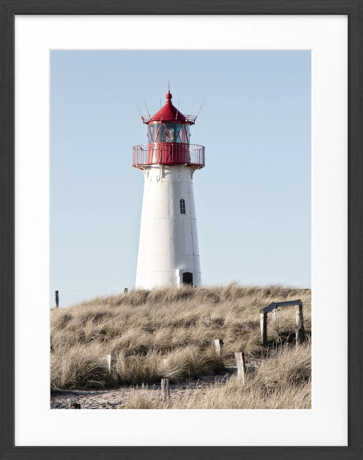 Schwarz-weiß Poster mit Rahmen von Cosman-Photocollection, Leuchtturm List auf Sylt, 25x31 cm, dekoratives Wandbild