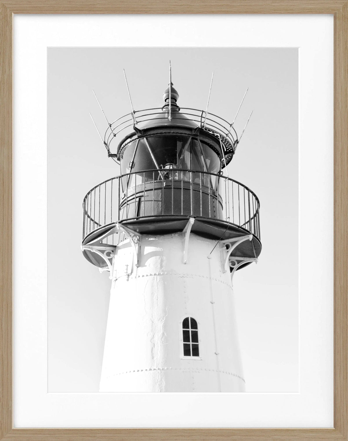 Schwarz-weiß Poster mit Rahmen von Cosman-Photocollection, Lister Leuchtturm auf Sylt, 25x31 cm, maritimes Motiv